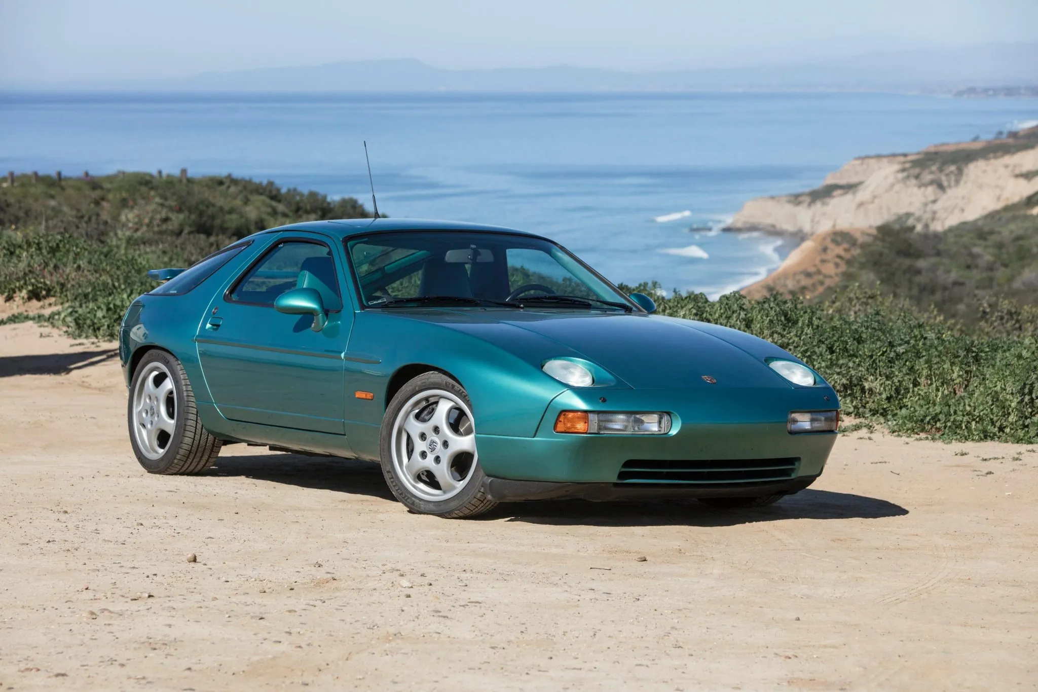 1992 Porsche 928 GTS in Wimbledon Green Metallic
