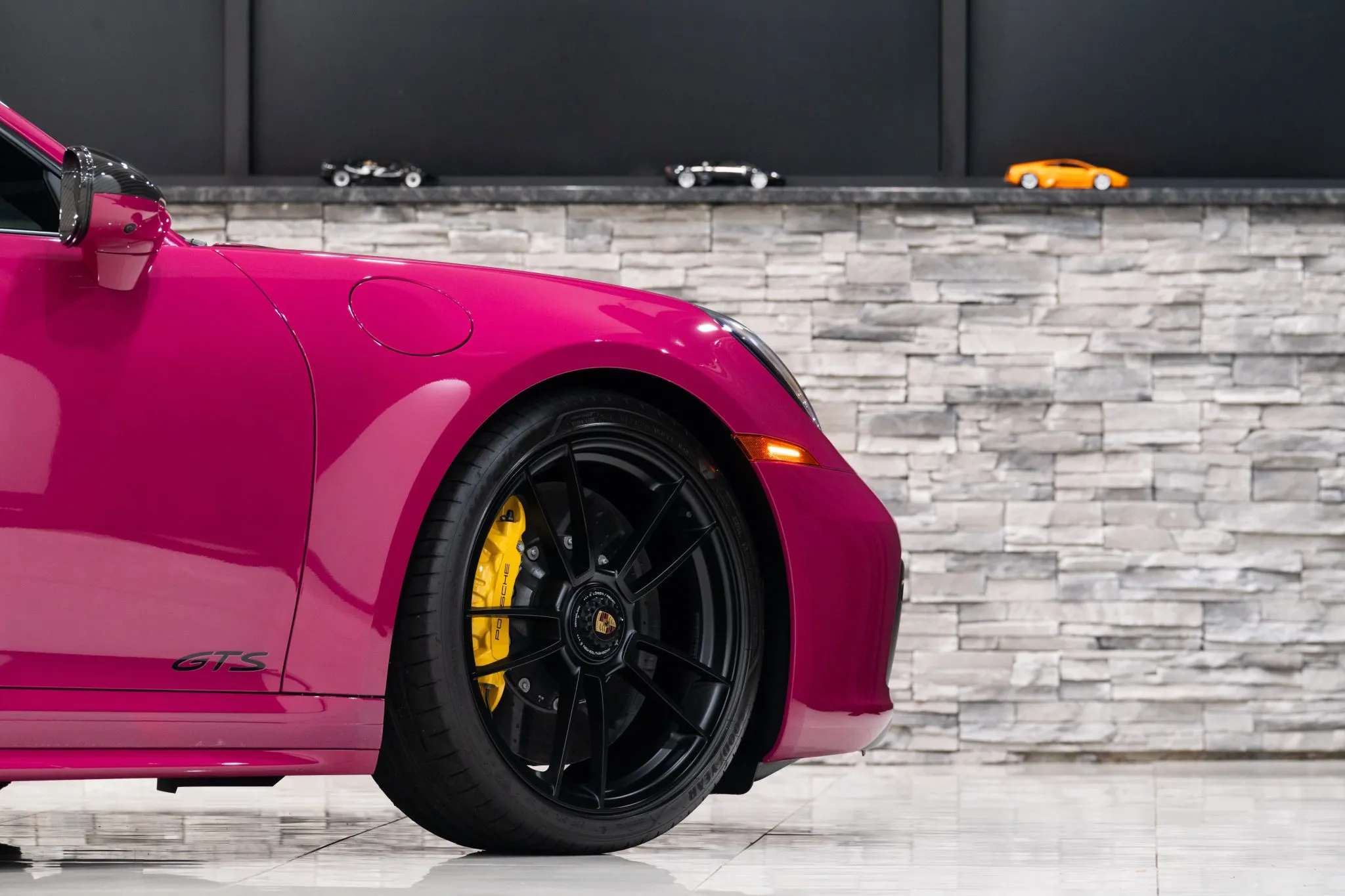 2022 Porsche 911 Carrera GTS Coupe Lightweight in Ruby Star