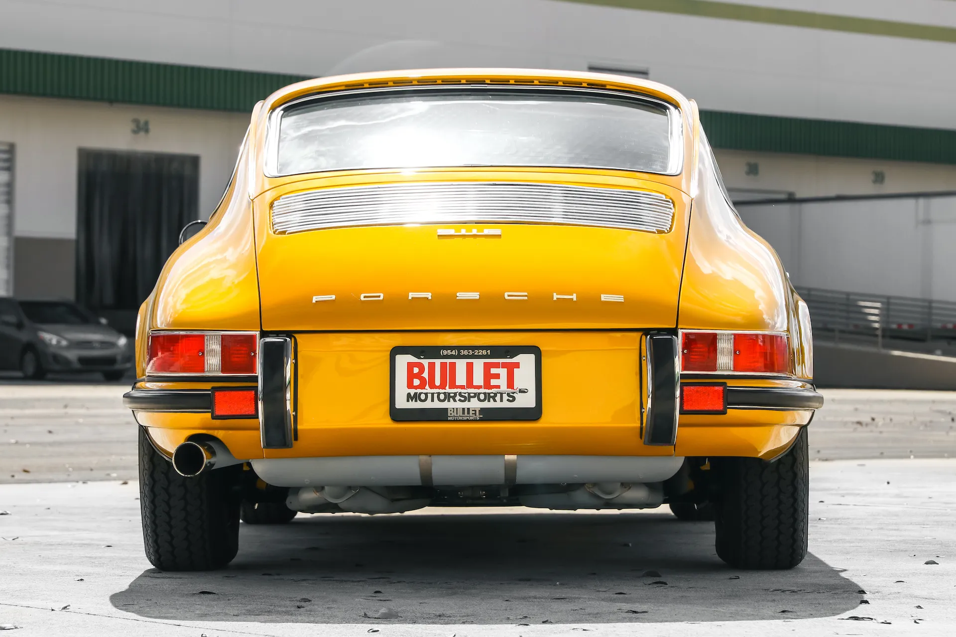 1971 Porsche 911E Coupe in Gold Metallic