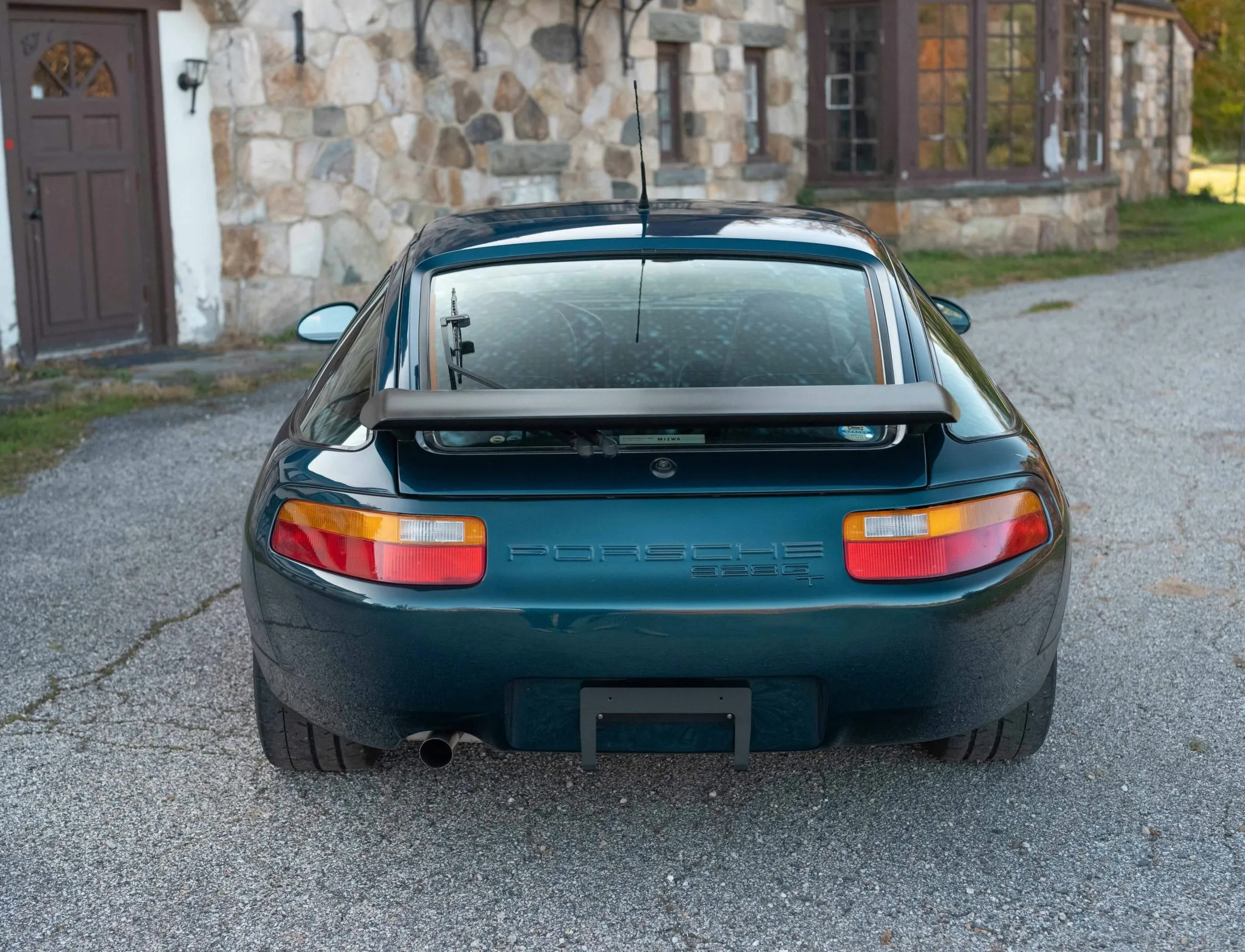 1991 Porsche 928 GT in Amazonas Green Metallic