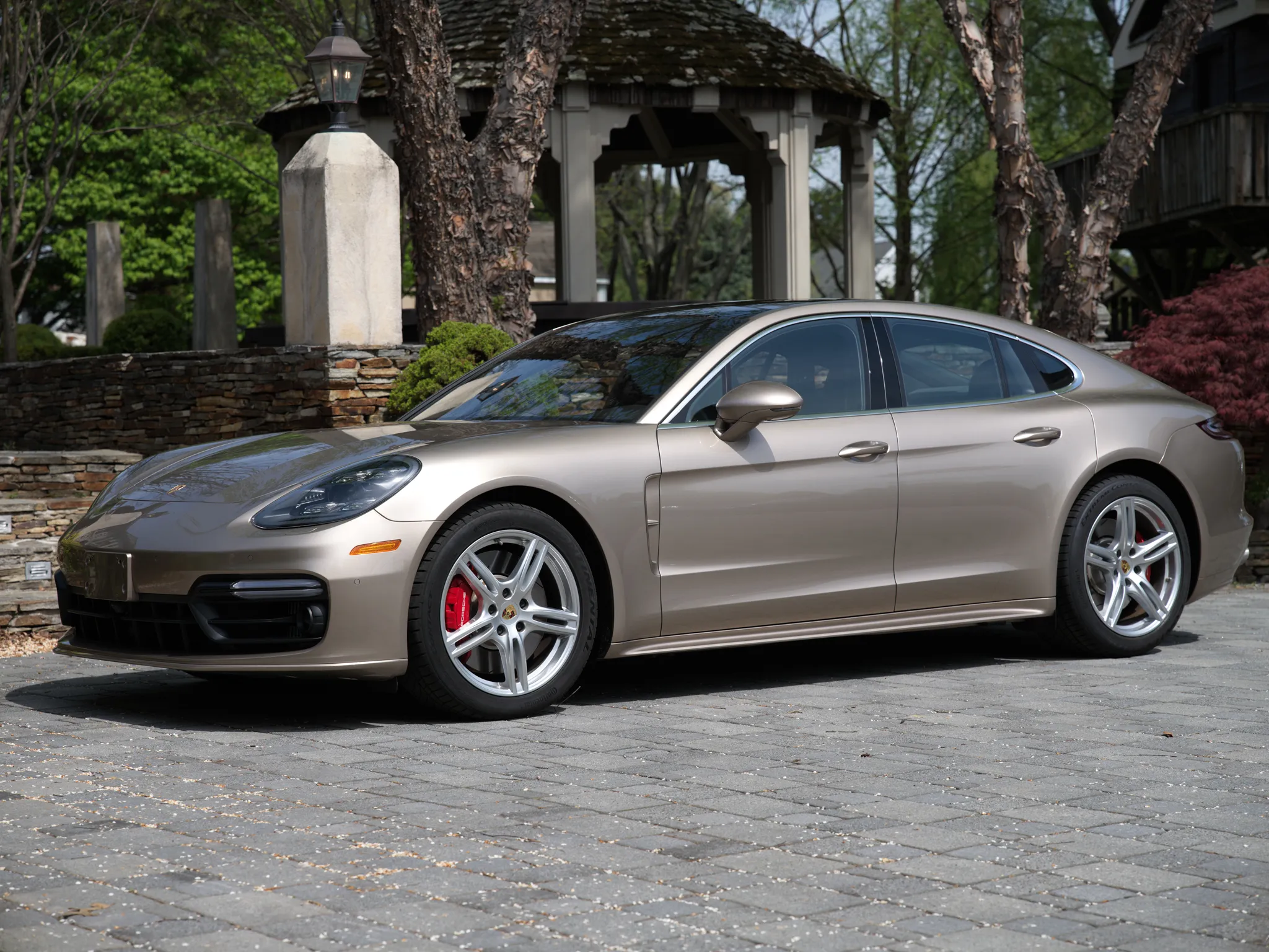 2017 Porsche Panamera Turbo in Palladium Metallic
