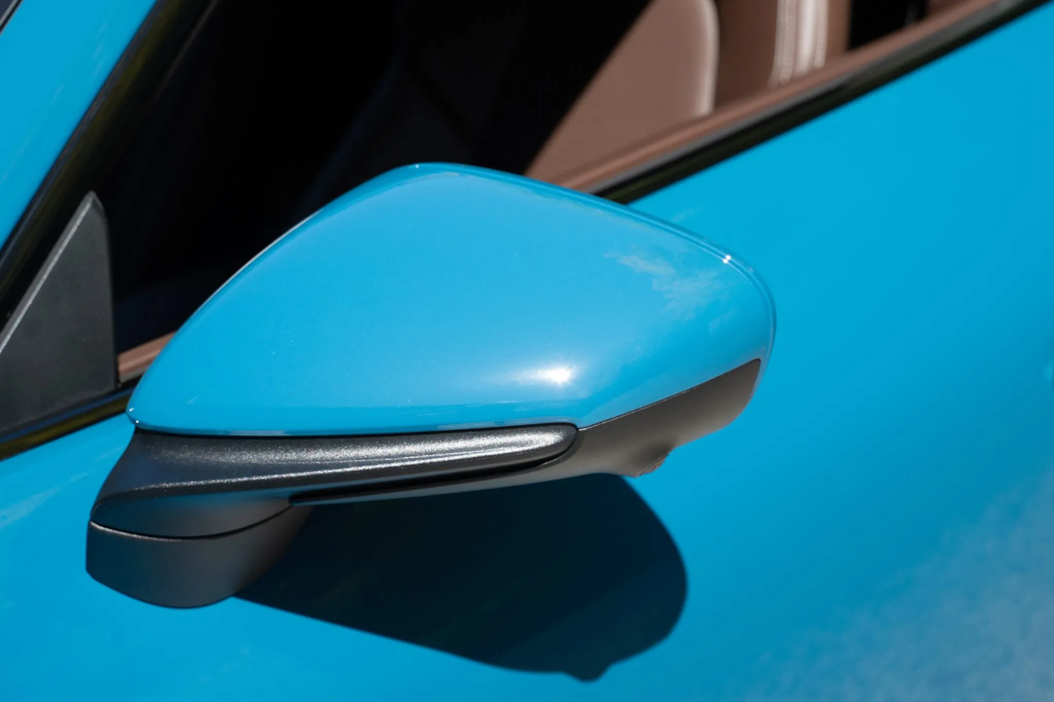 2024 Porsche 911 Carrera S Coupe 7-Speed in Oslo Blue
