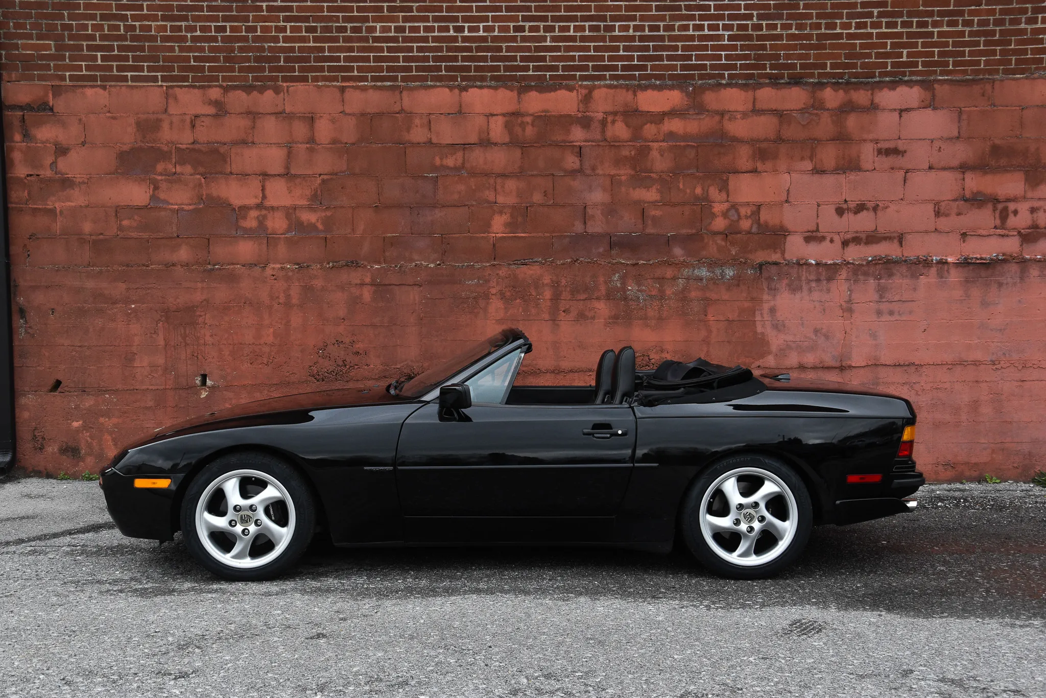 1990 Porsche 944 S2 Cabriolet in Black