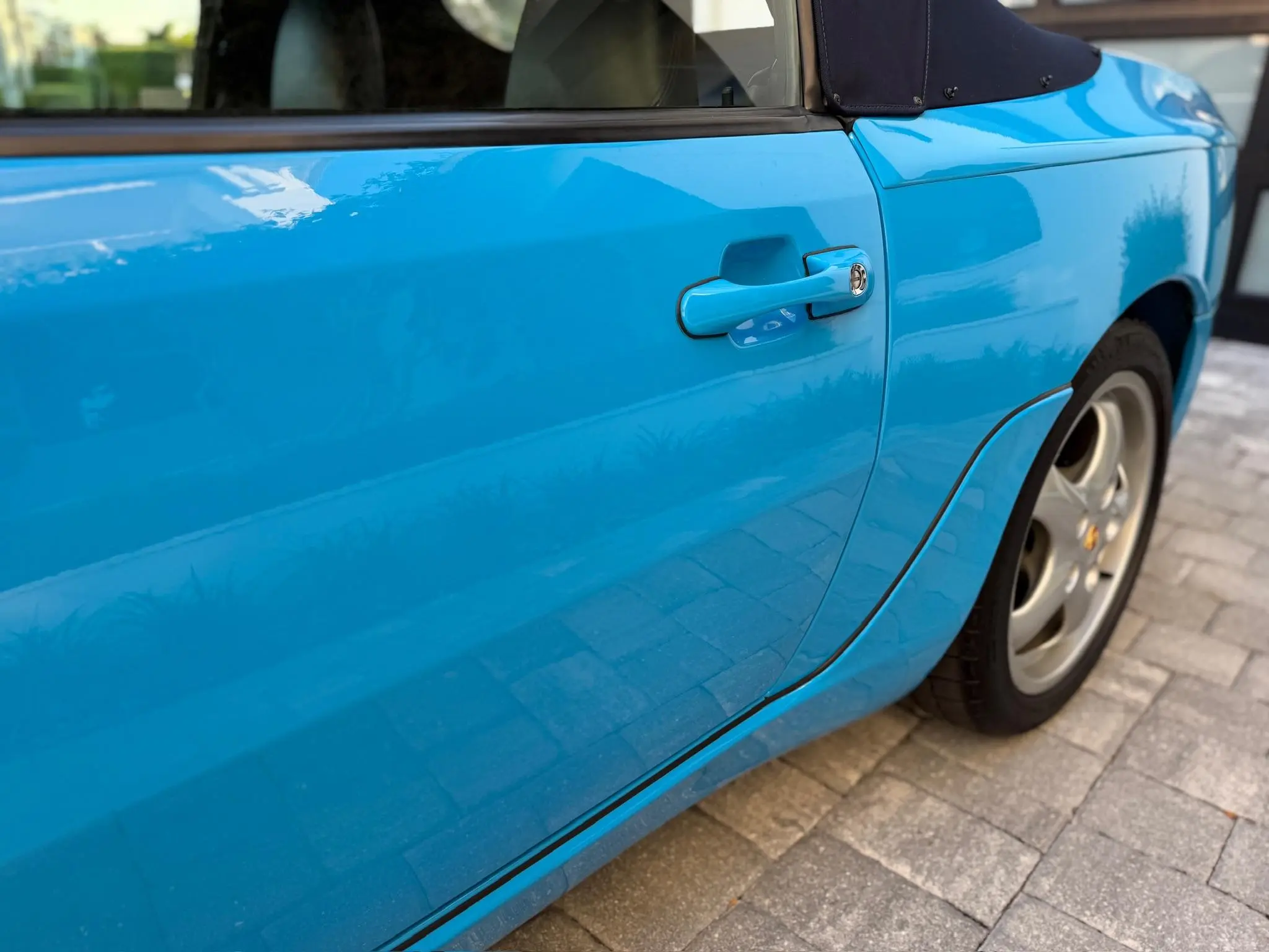 1994 Porsche 968 Cabriolet in Riviera Blue