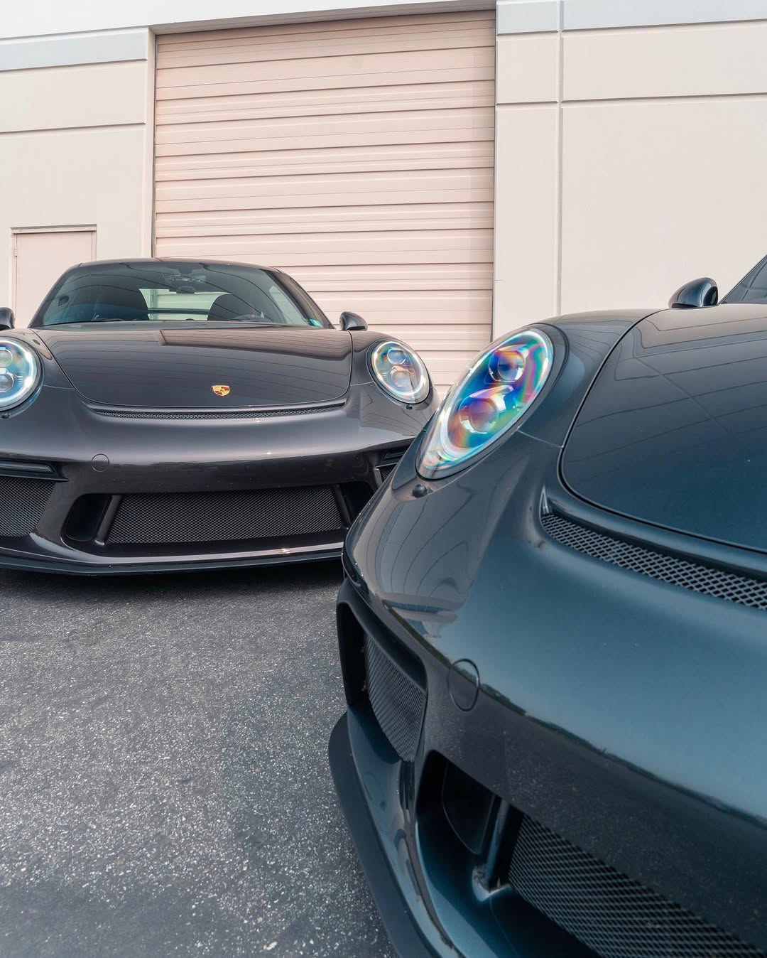 2019 Porsche 911 GT3 in Carbon Grey Metallic