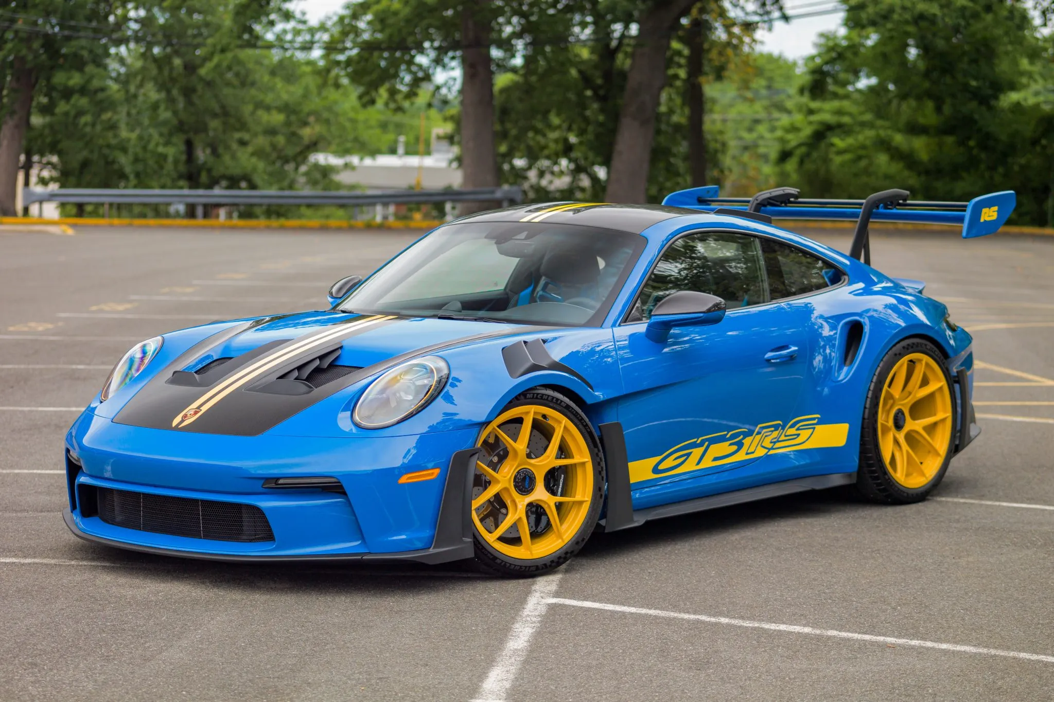 2024 Porsche 911 GT3 RS Weissach in Arrow Blue