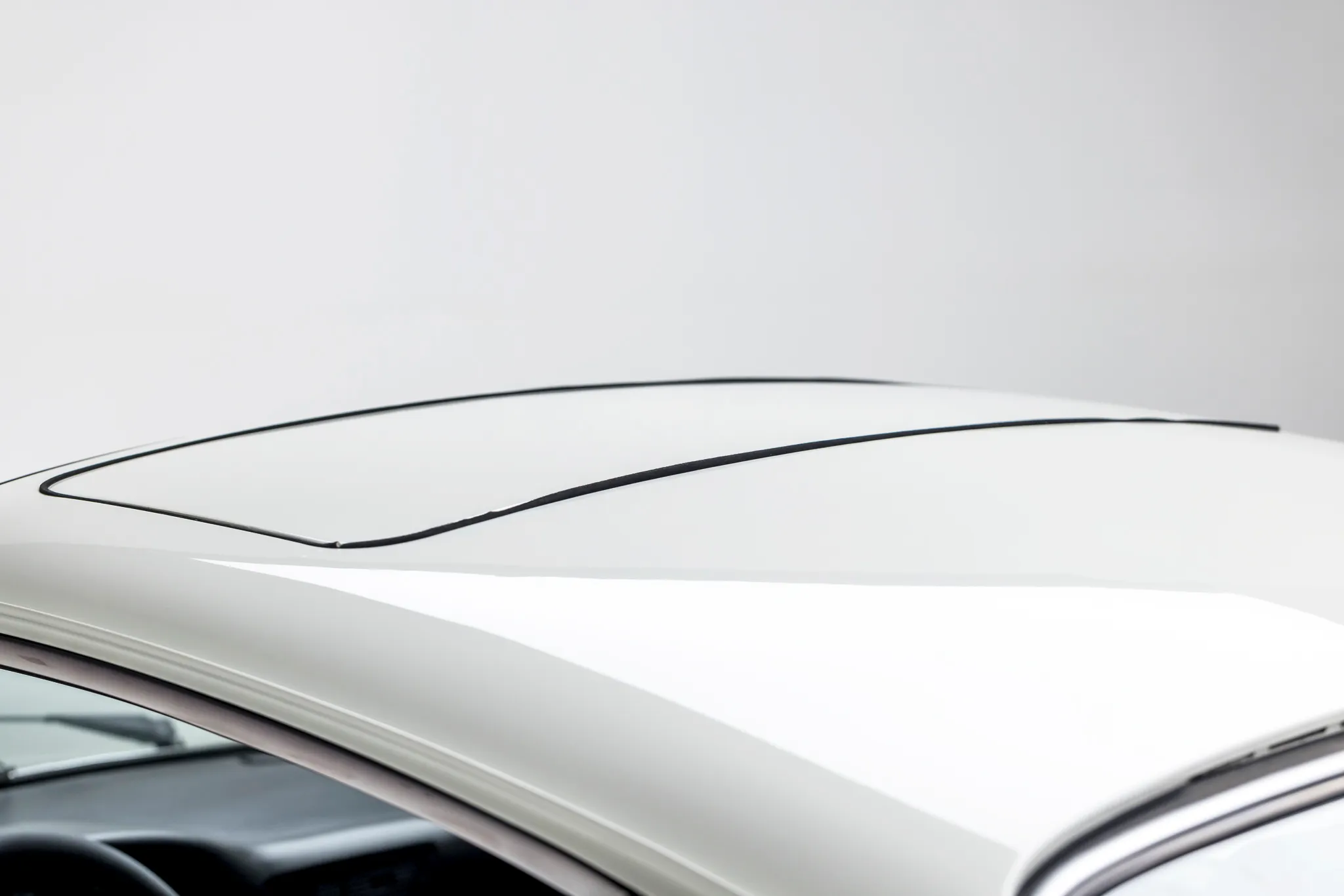 1977 Porsche 911S Coupe in Ivory White