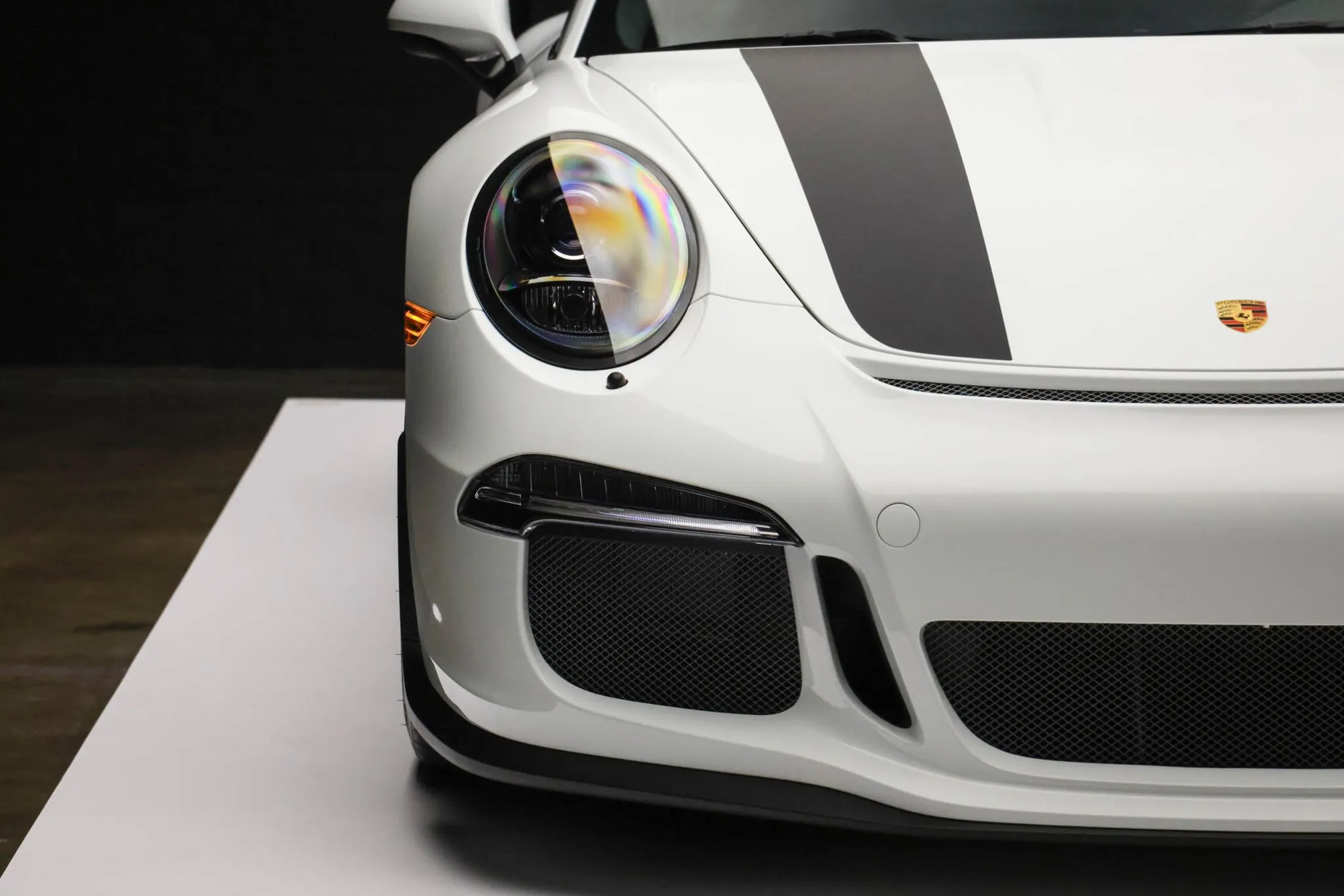 2016 Porsche 911 R in White