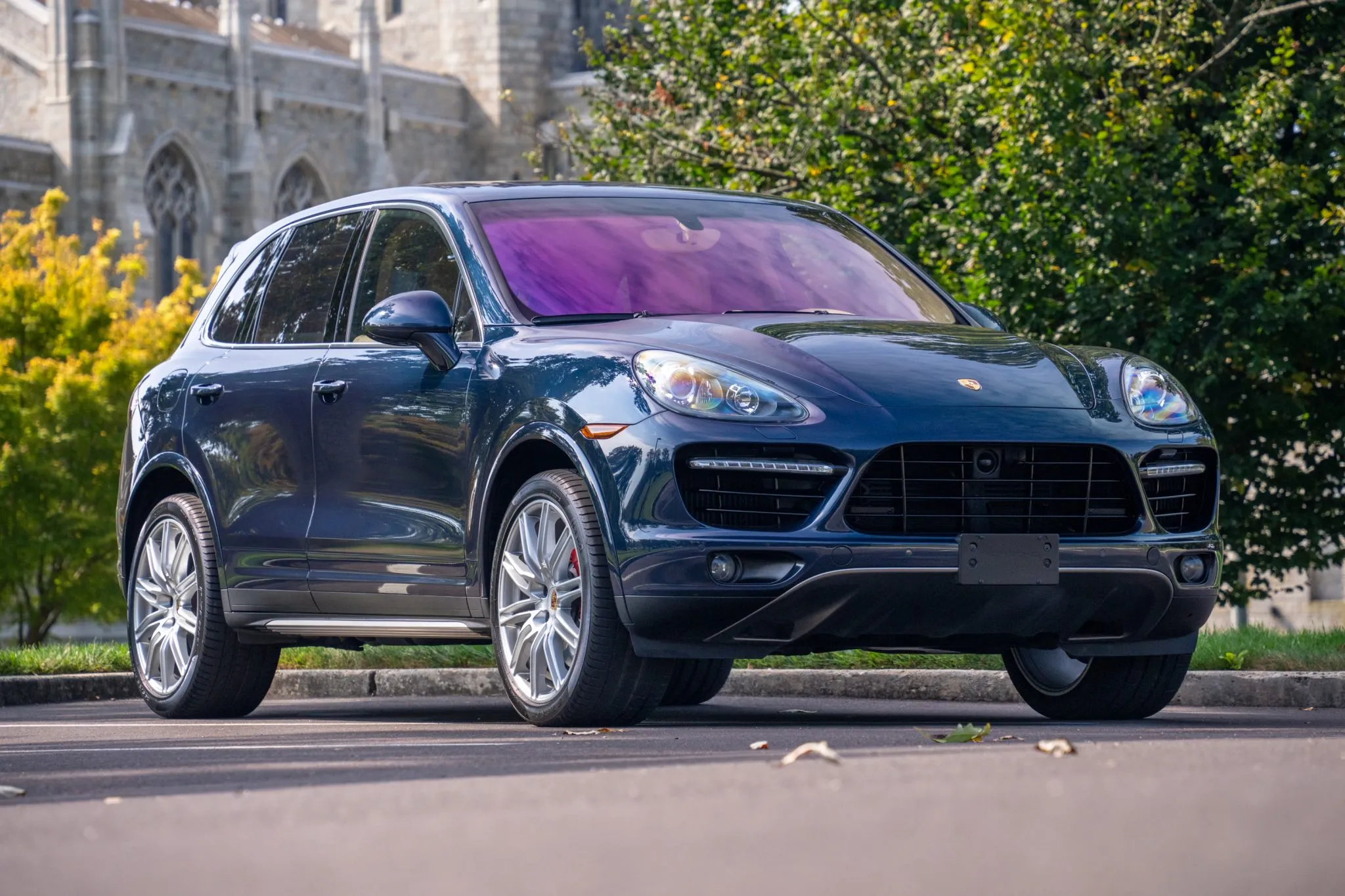 2014 Porsche Cayenne Turbo S in Dark Blue Metallic