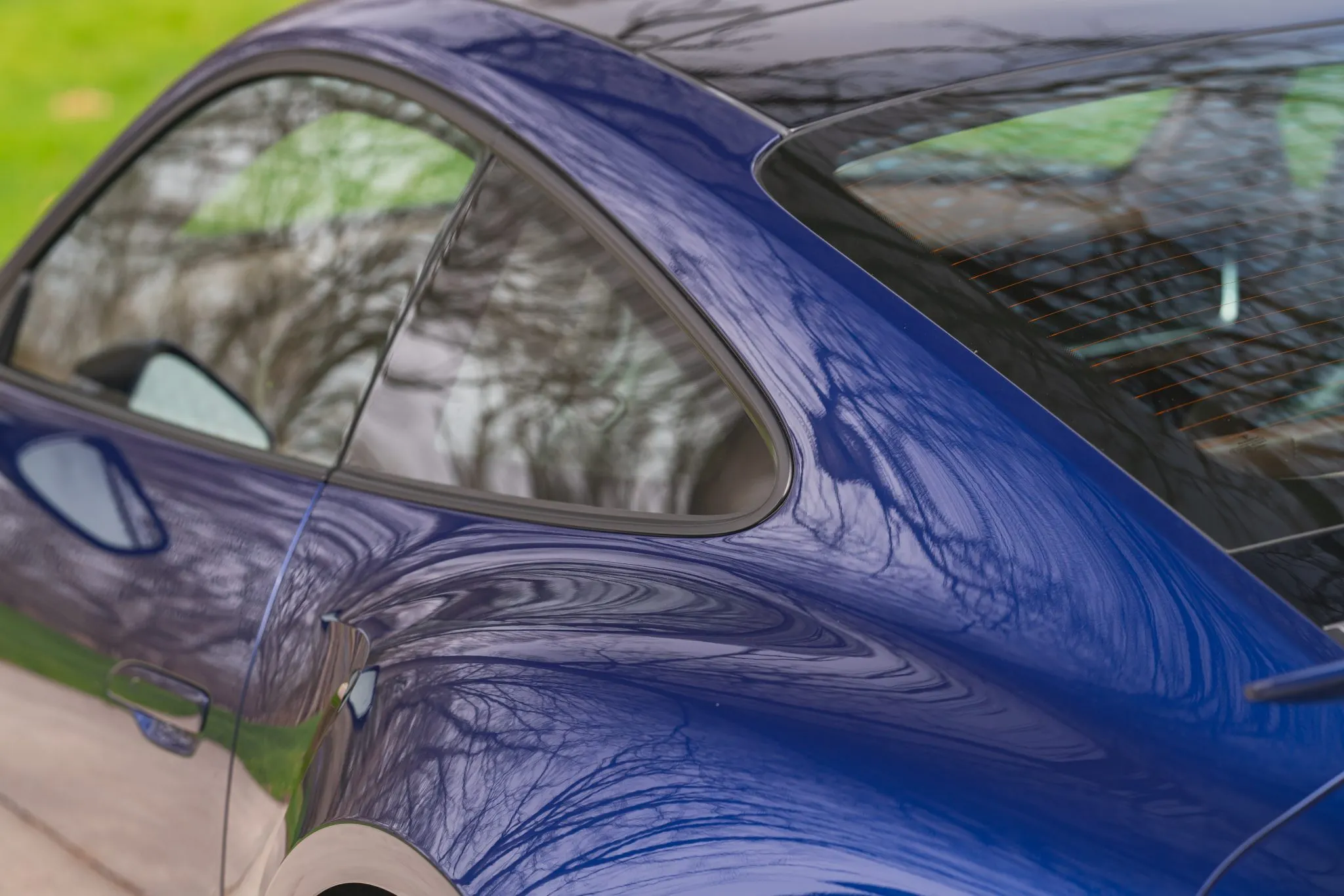 2023 Porsche 911 Turbo S Coupe in Gentian Blue Metallic