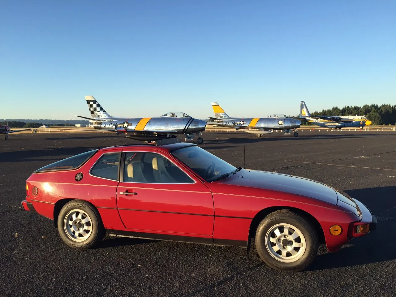 1978 Porsche 924 in Mars Red
