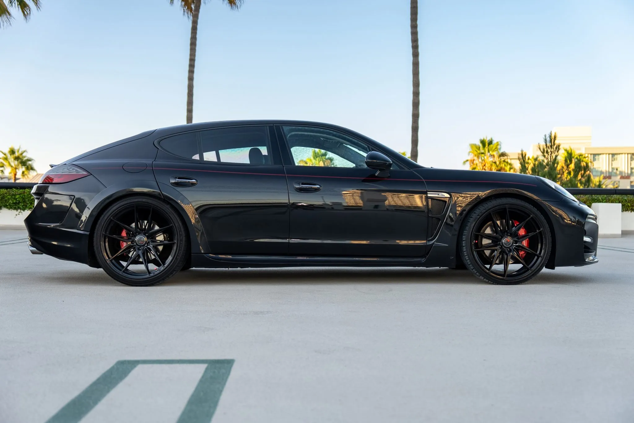 2010 Porsche Panamera 4S in Basalt Black Metallic
