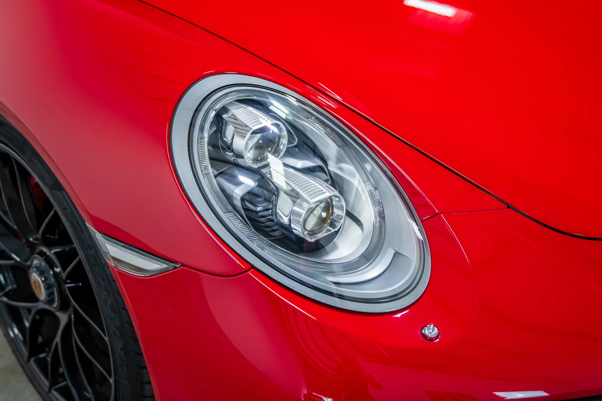 2017 Porsche 911 Turbo Coupe in Carmine Red