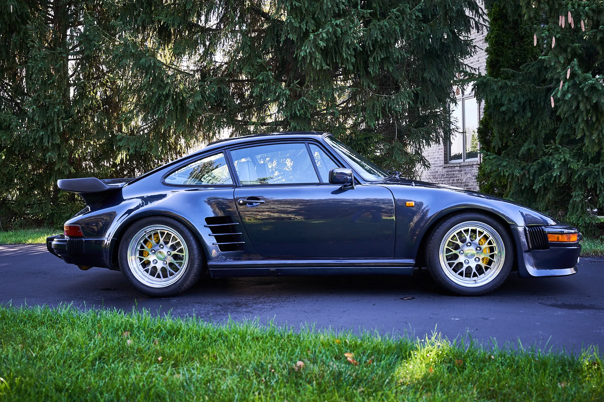 1984 Porsche 911 Turbo Slant Nose Coupe in Royal Blue