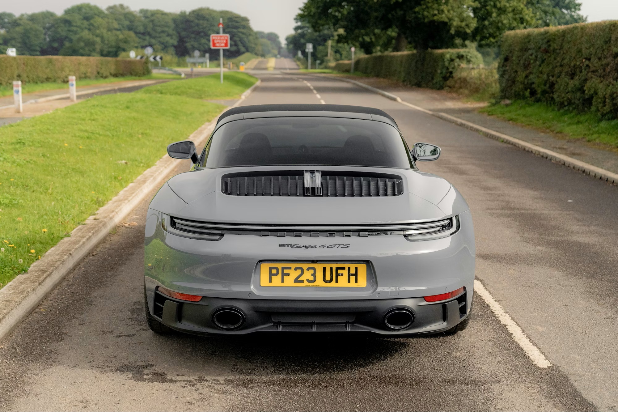 2023 Porsche 911 (992) Targa 4 GTS in Arctic Grey