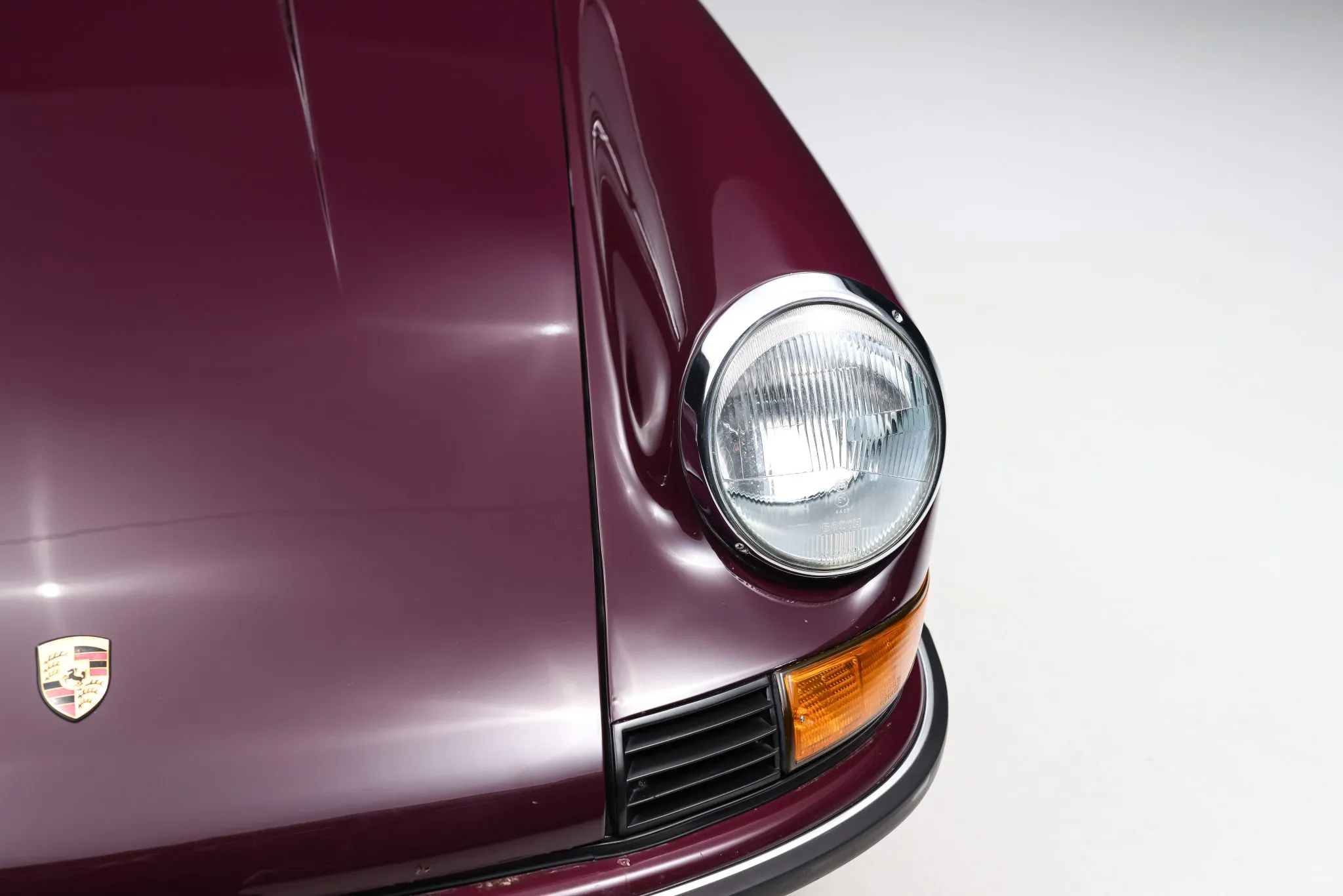 1973 Porsche 911T Coupe in Aubergine