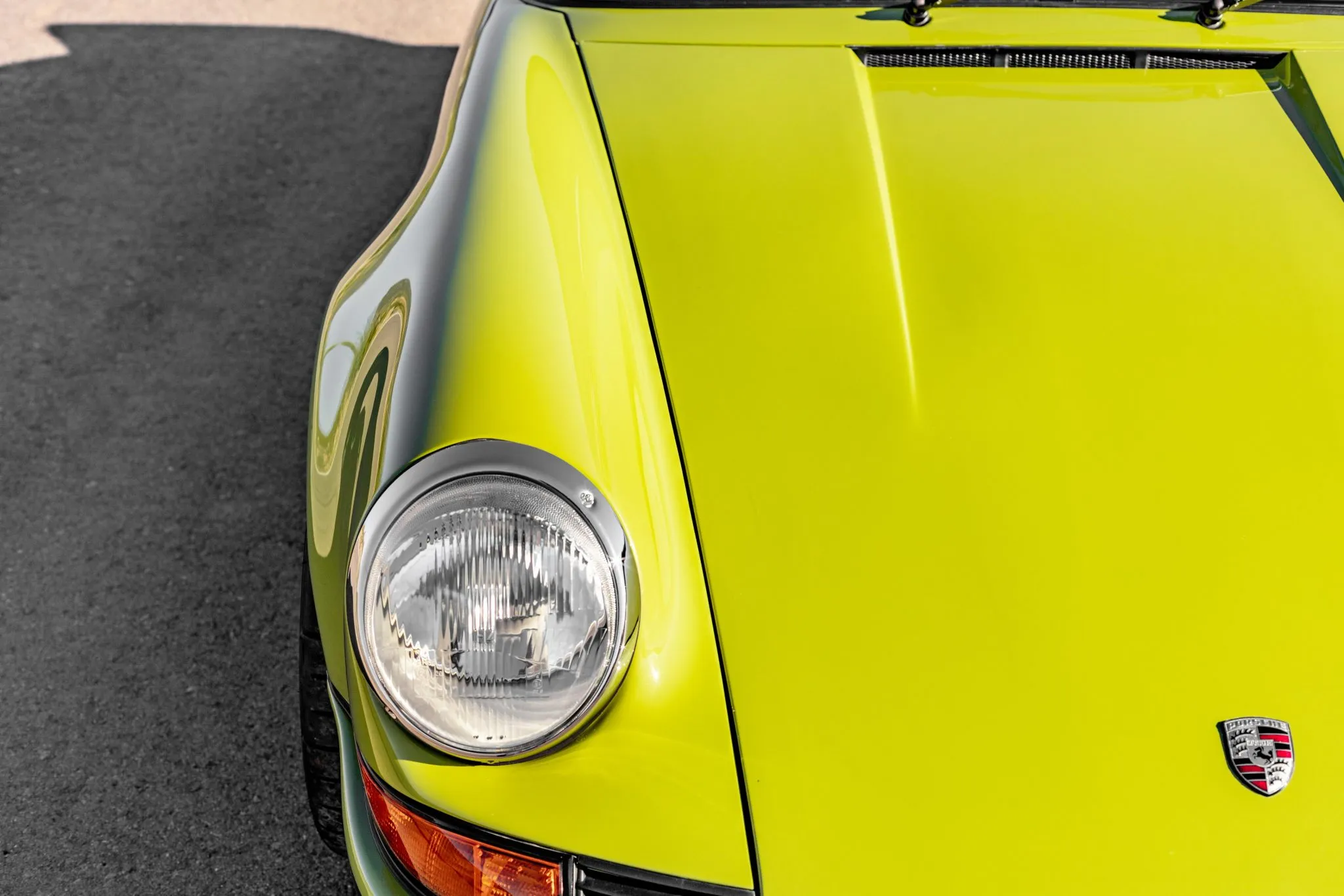 1974 Porsche 911 Coupe in Golden Green