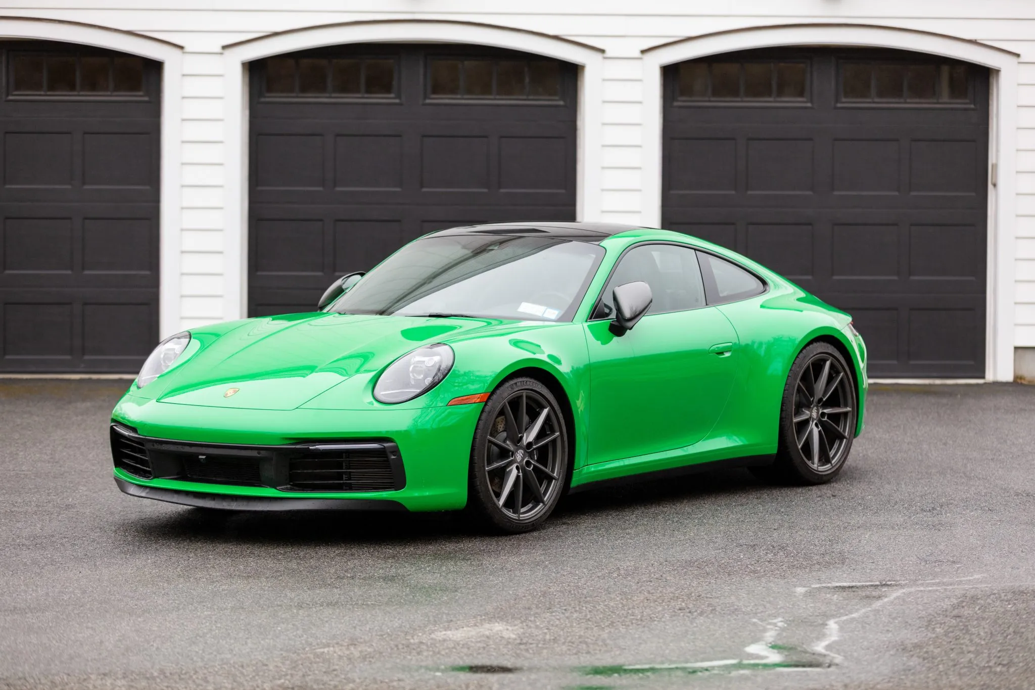 2023 Porsche 911 Carrera T Coupe in Python Green