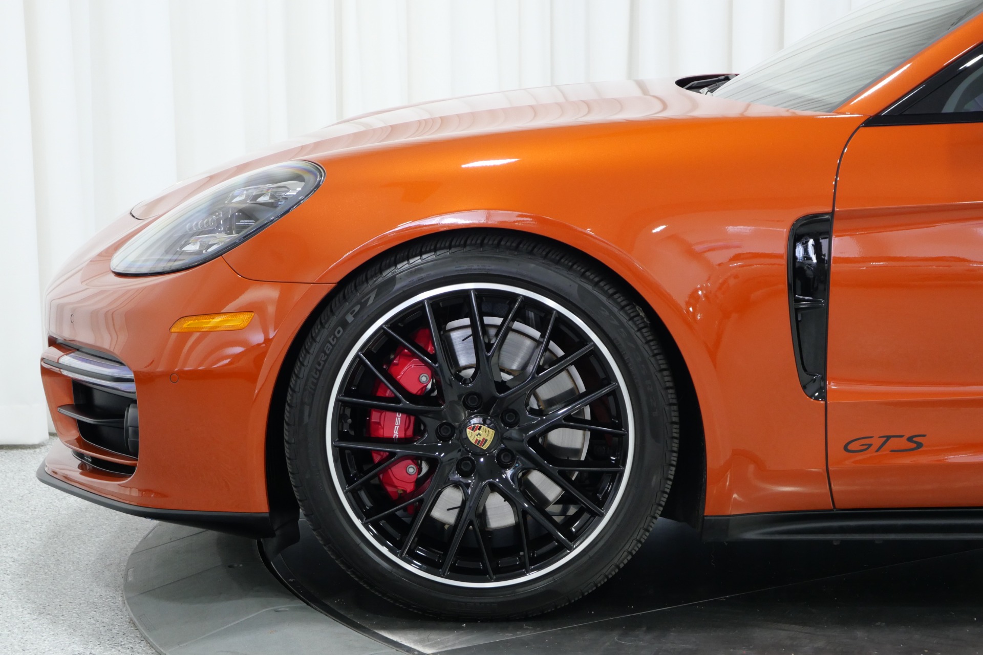 2022 Porsche Panamera GTS in Papaya Metallic