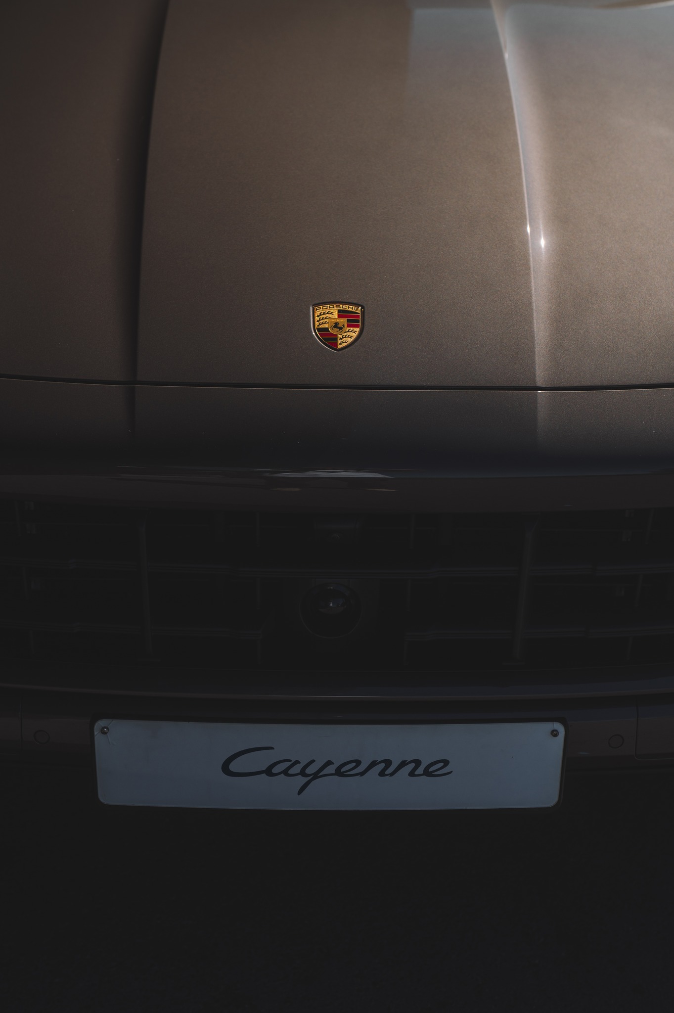 2025 Porsche Cayenne S Soho Brown Metallic