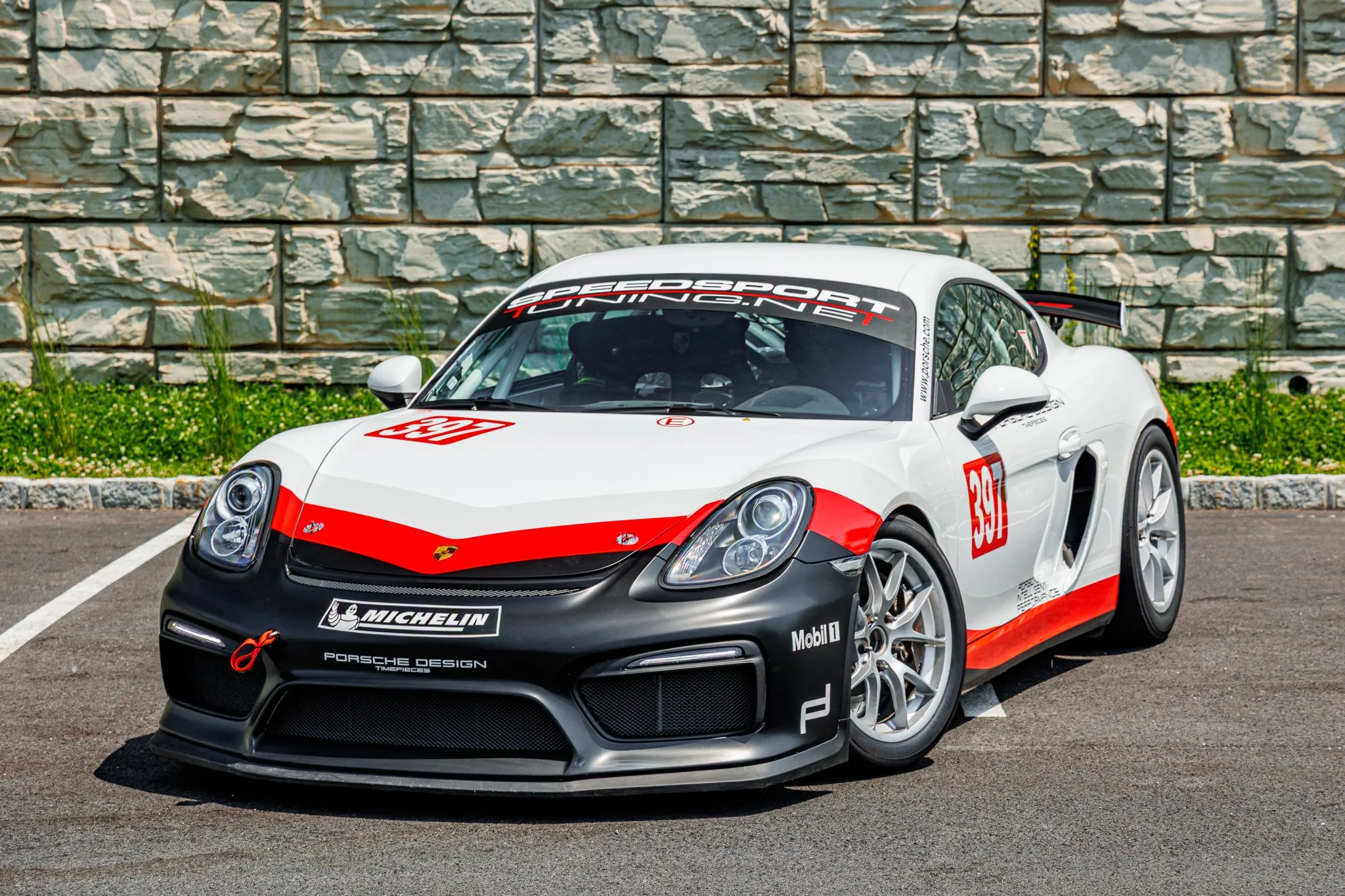 2016 Porsche Cayman GT4 Clubsport in Pure White