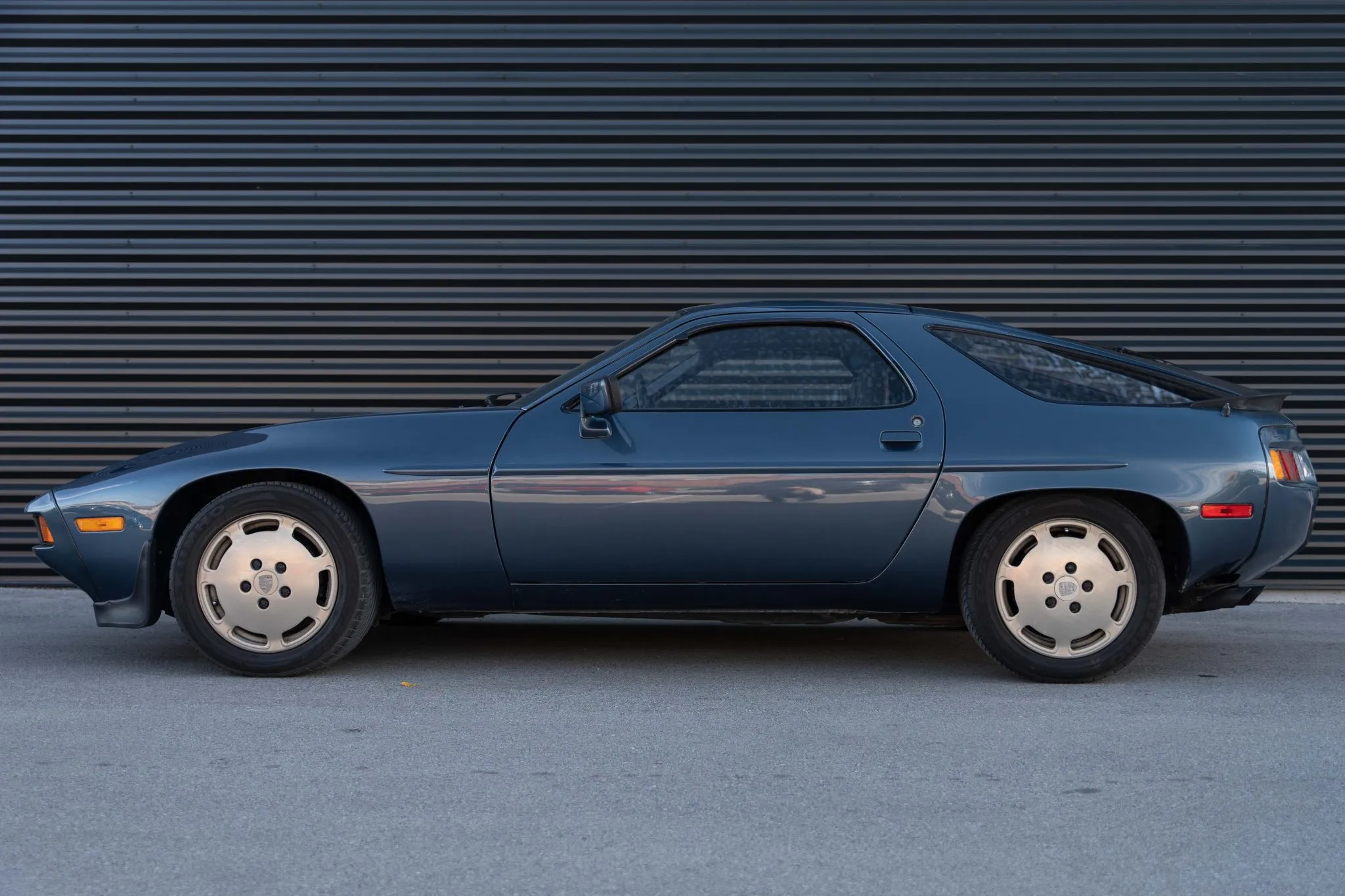 1981 Porsche 928 in Pacific Blue Metallic