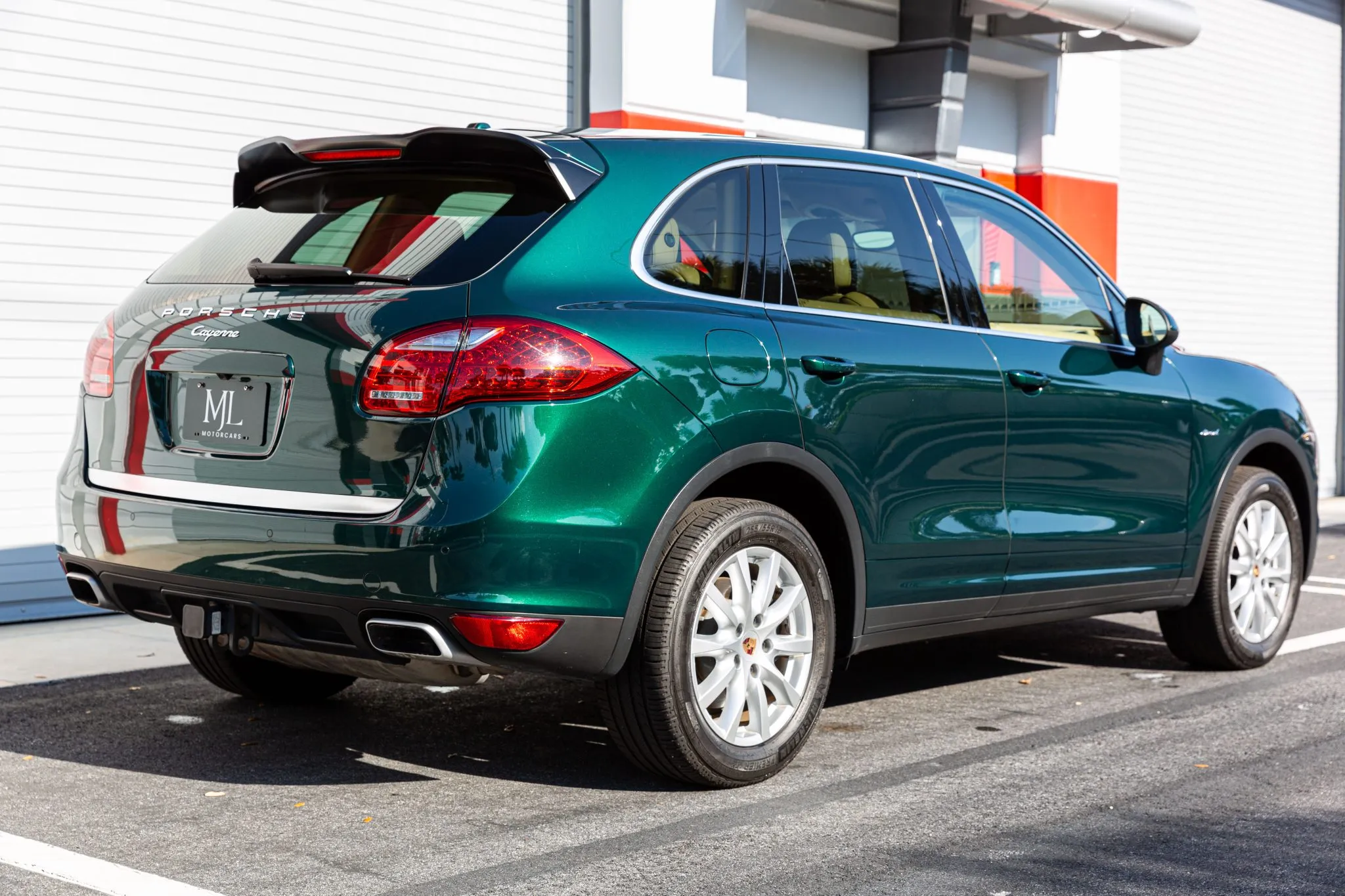 2013 Porsche Cayenne Diesel in Jet Green Metallic