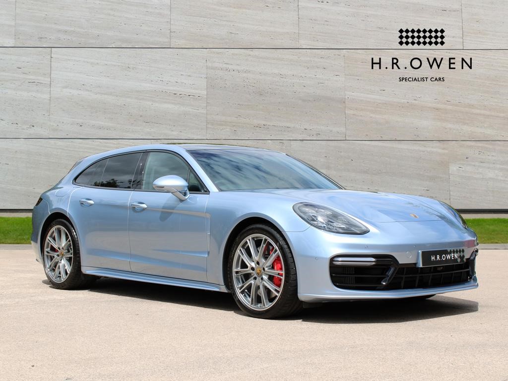 2020 Porsche Panamera Turbo Sport Turismo in Fountain Blue Metallic
