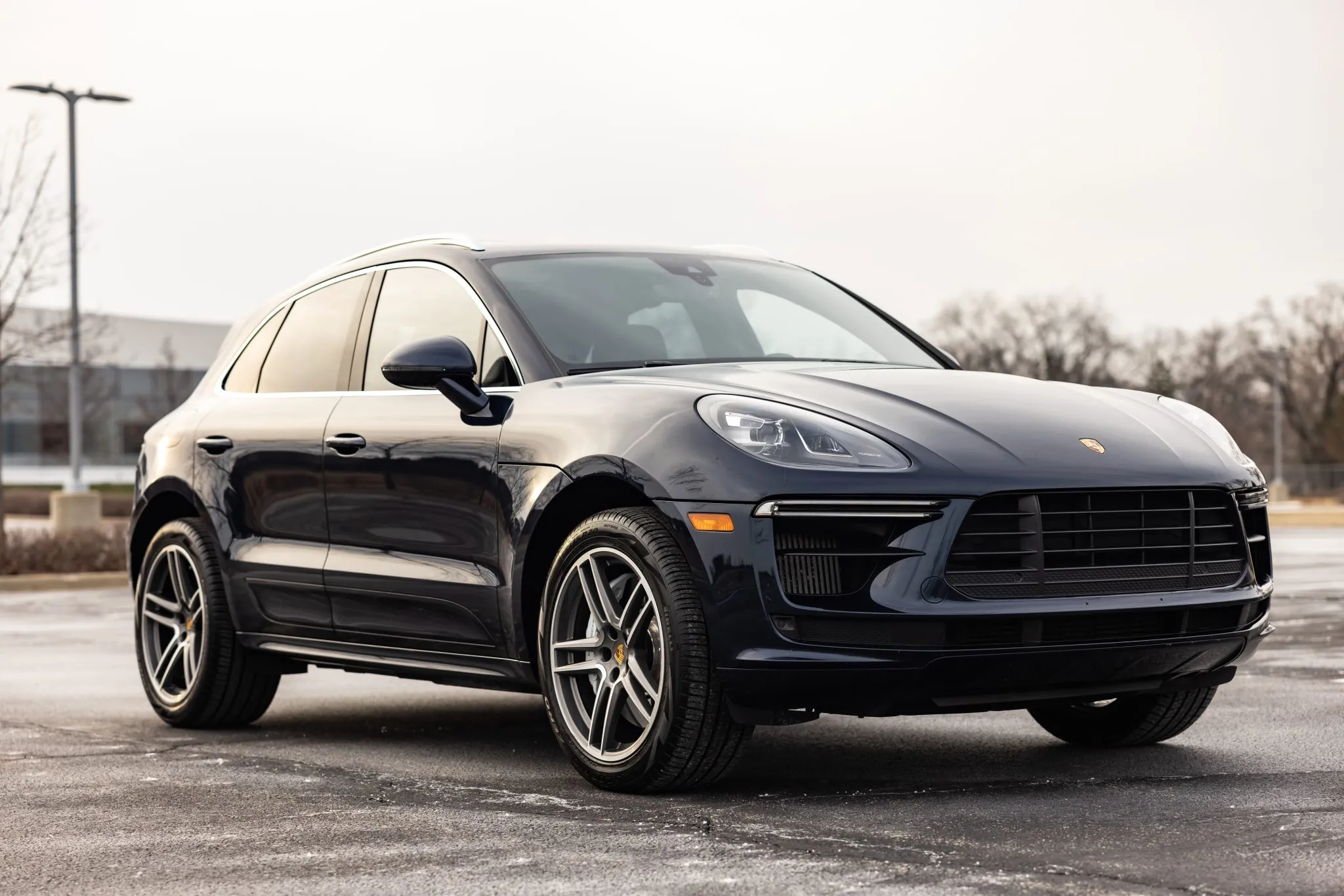 2020 Porsche Macan Turbo in Night Blue Metallic