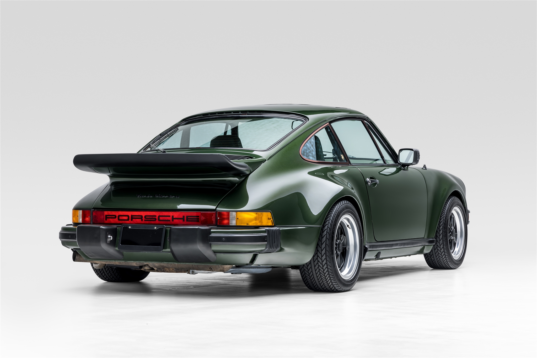 1977 Porsche 930 Turbo Carrera in Metallic Green