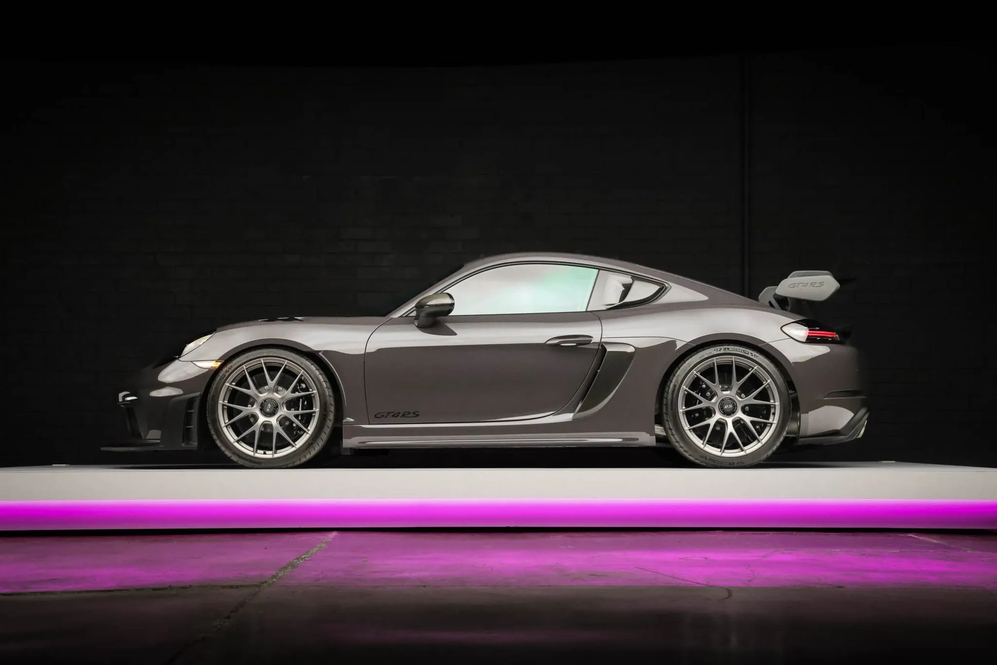 2023 Porsche 718 Cayman GT4 RS Weissach in Grey Black