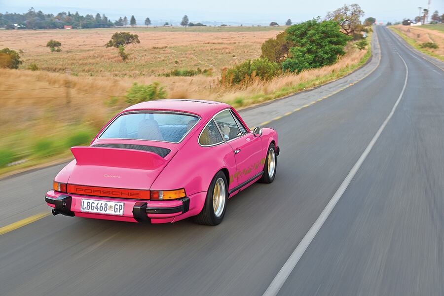 1974 Porsche 911 Carrera 2.7 in Magenta