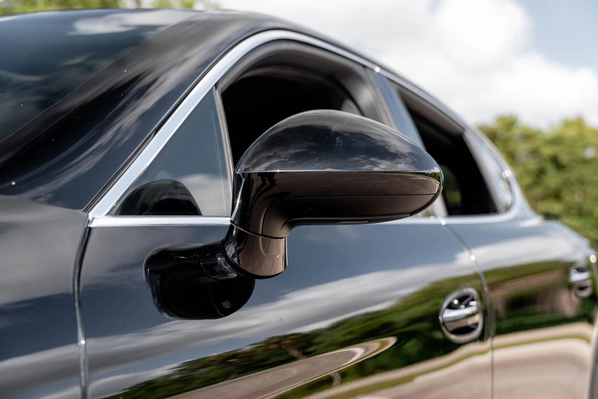 2015 Porsche Panamera Turbo S in Black