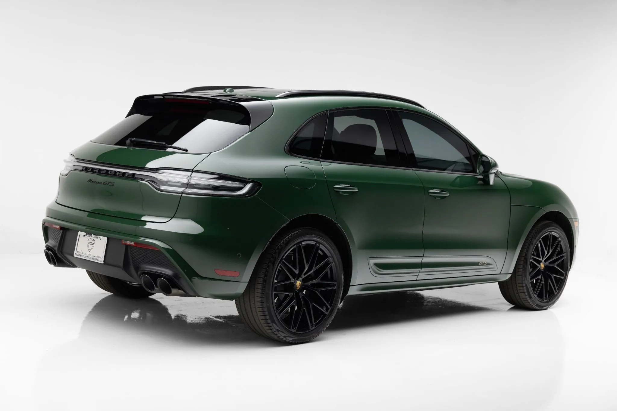 2022 Porsche Macan GTS in British Racing Green