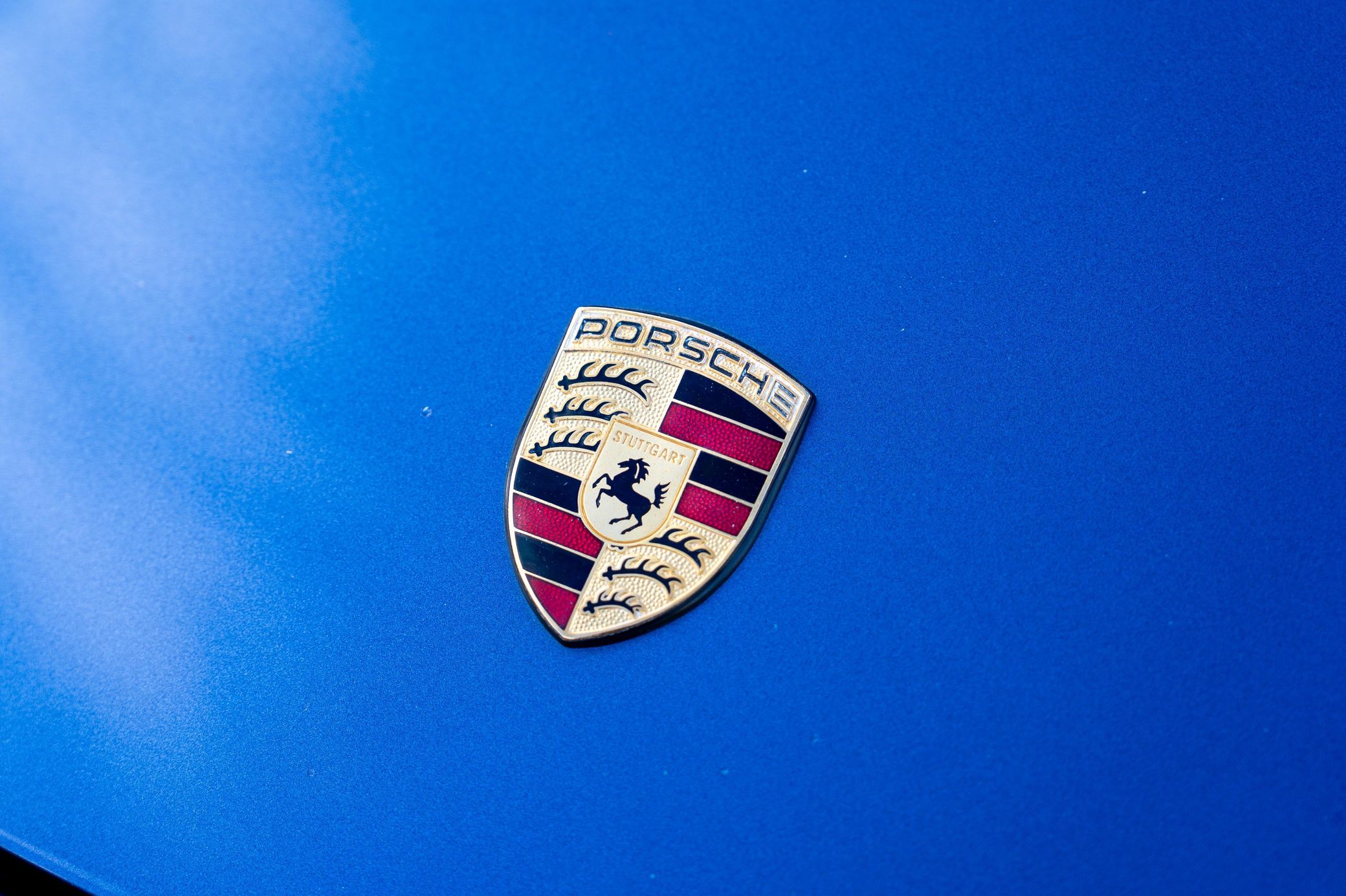 2000 Porsche 911 Carrera Coupe in Zenith Blue Metallic