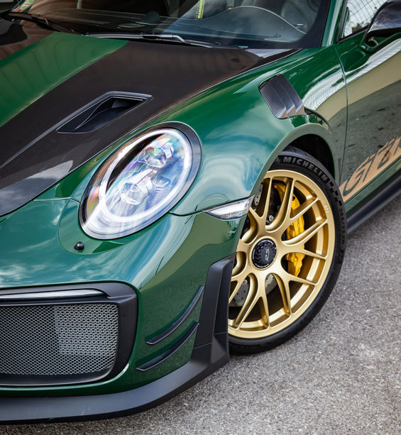 2018 Porsche 911 GT2 RS in British Racing Green