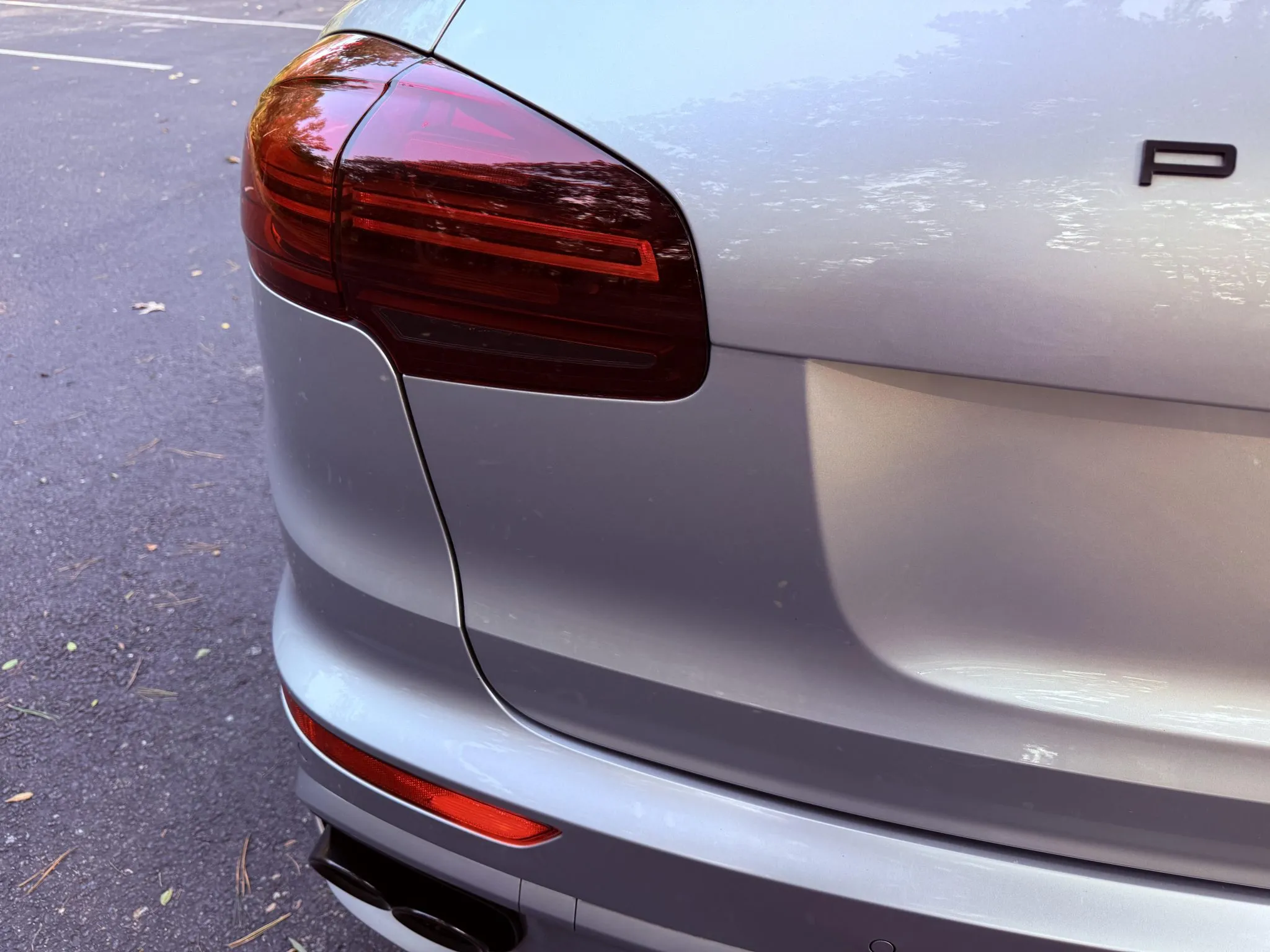 2016 Porsche Cayenne GTS in Rhodium Silver Metallic