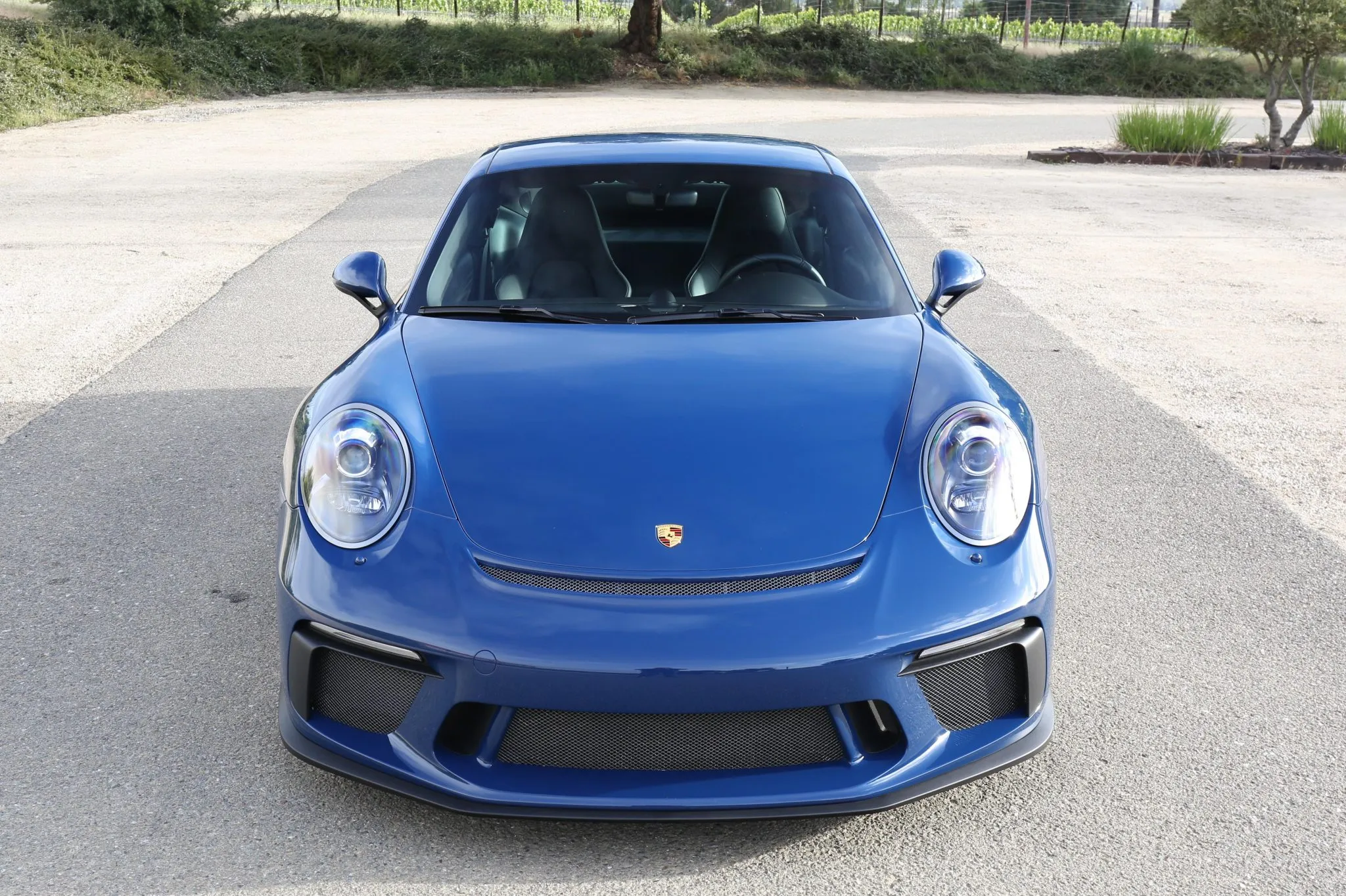 2018 Porsche 911 GT3 Touring in Pantone 296C