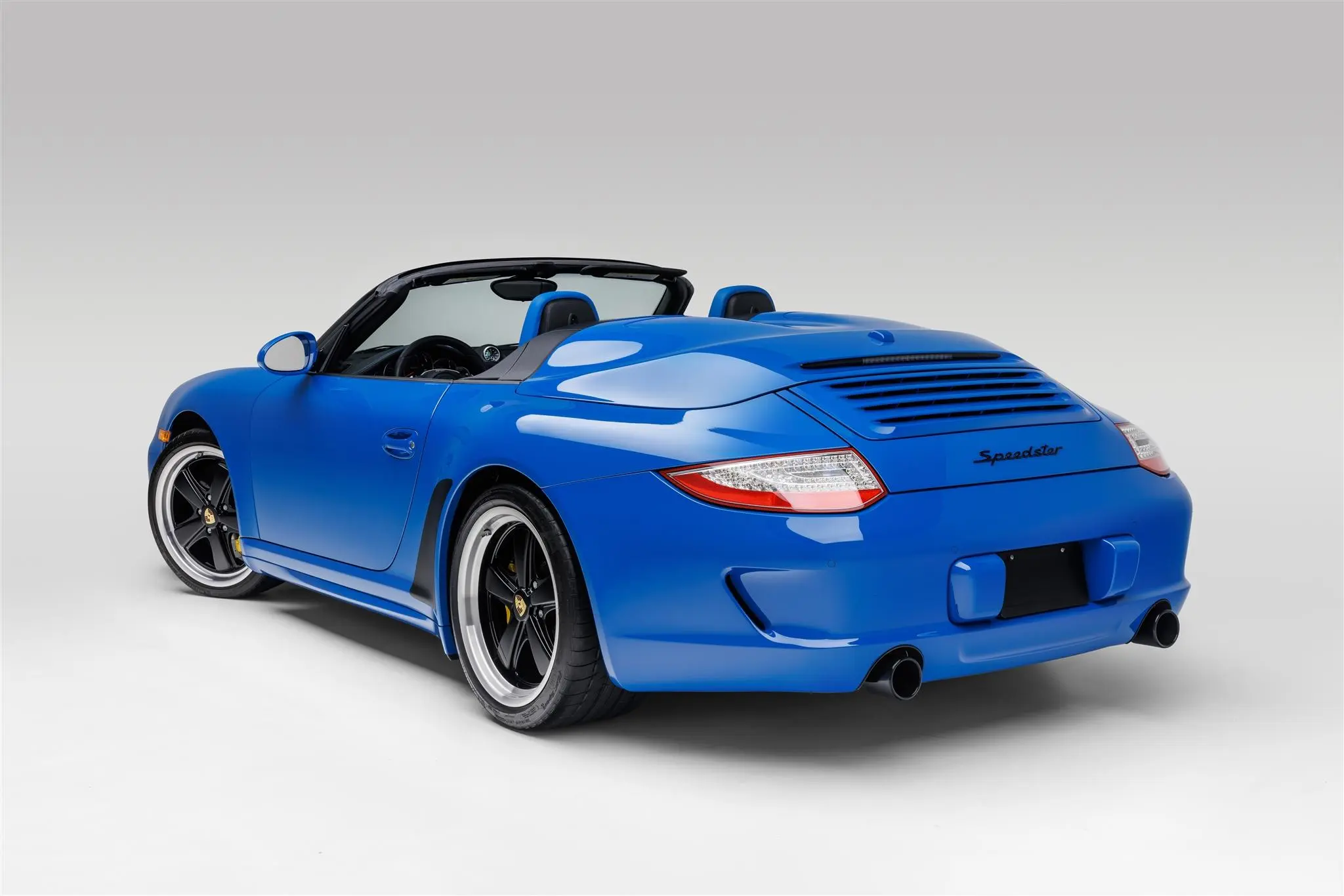 2011 Porsche 911 Speedster in Pure Blue