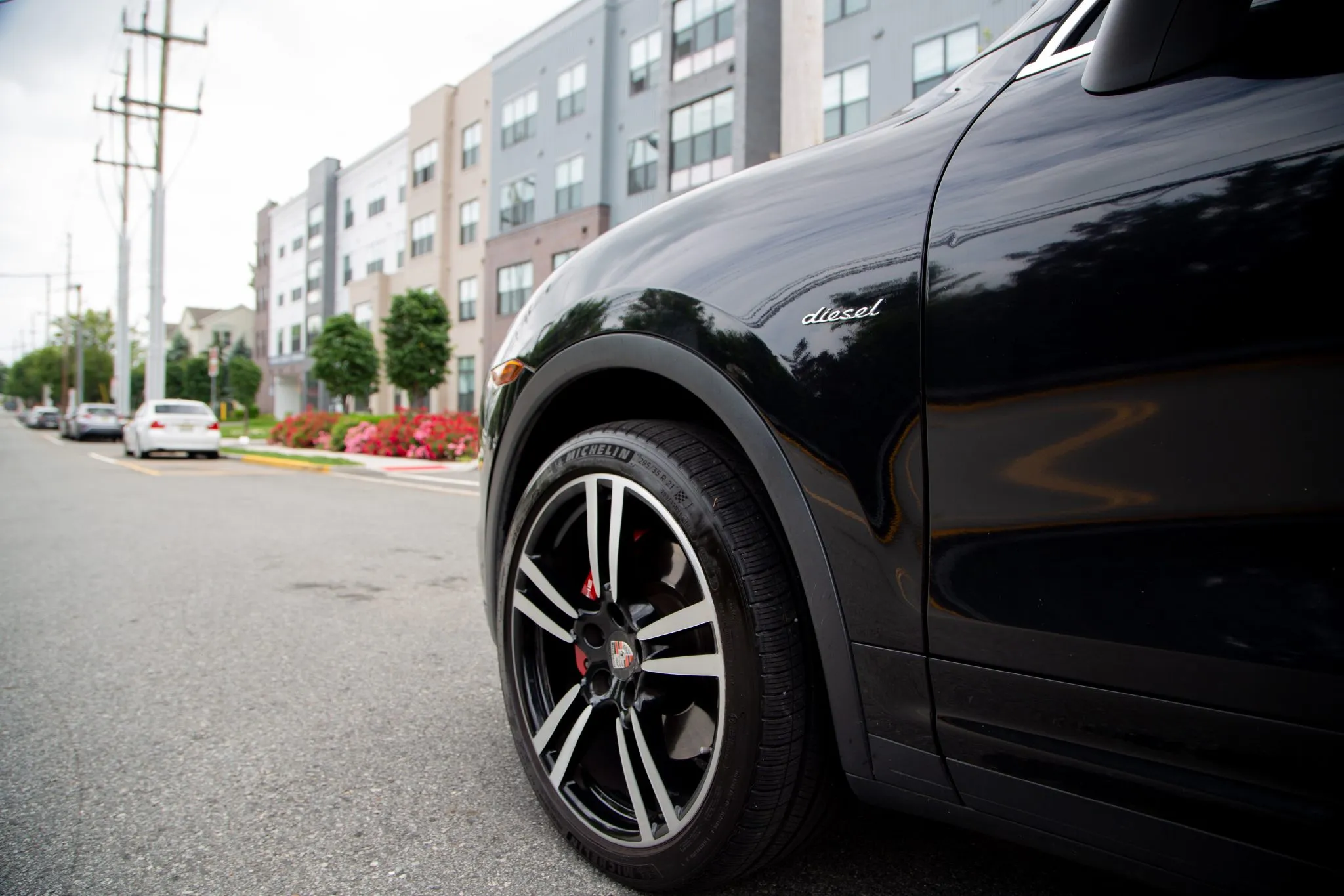 2014 Porsche Cayenne Diesel in Jet Black Metallic