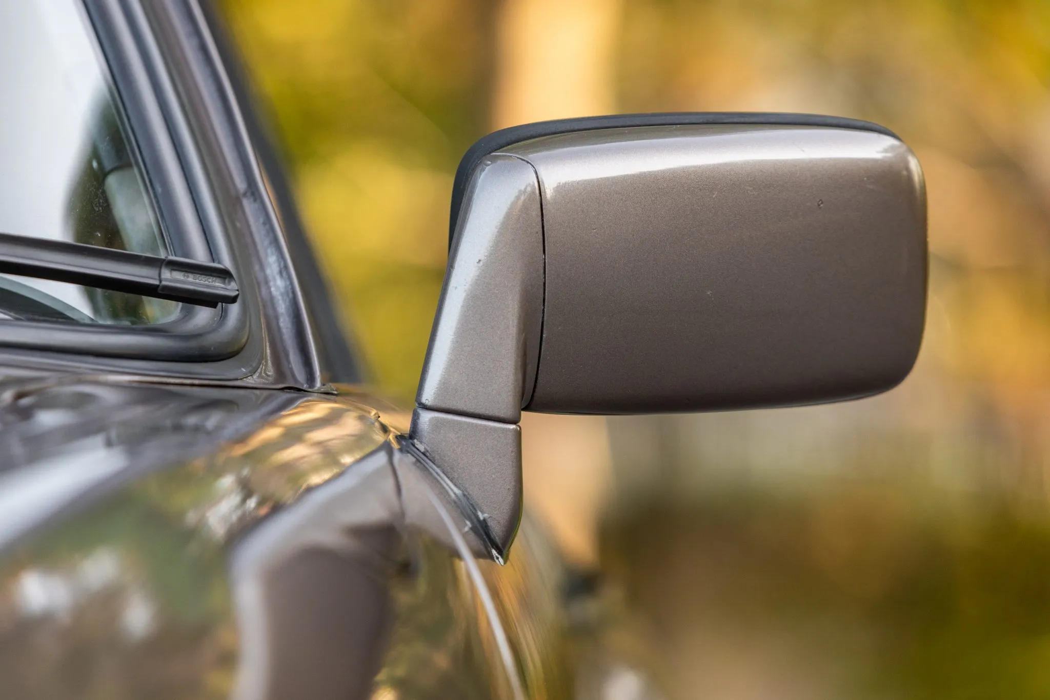 Safari-Style 1983 Porsche 911SC in Quartz Grey Metallic