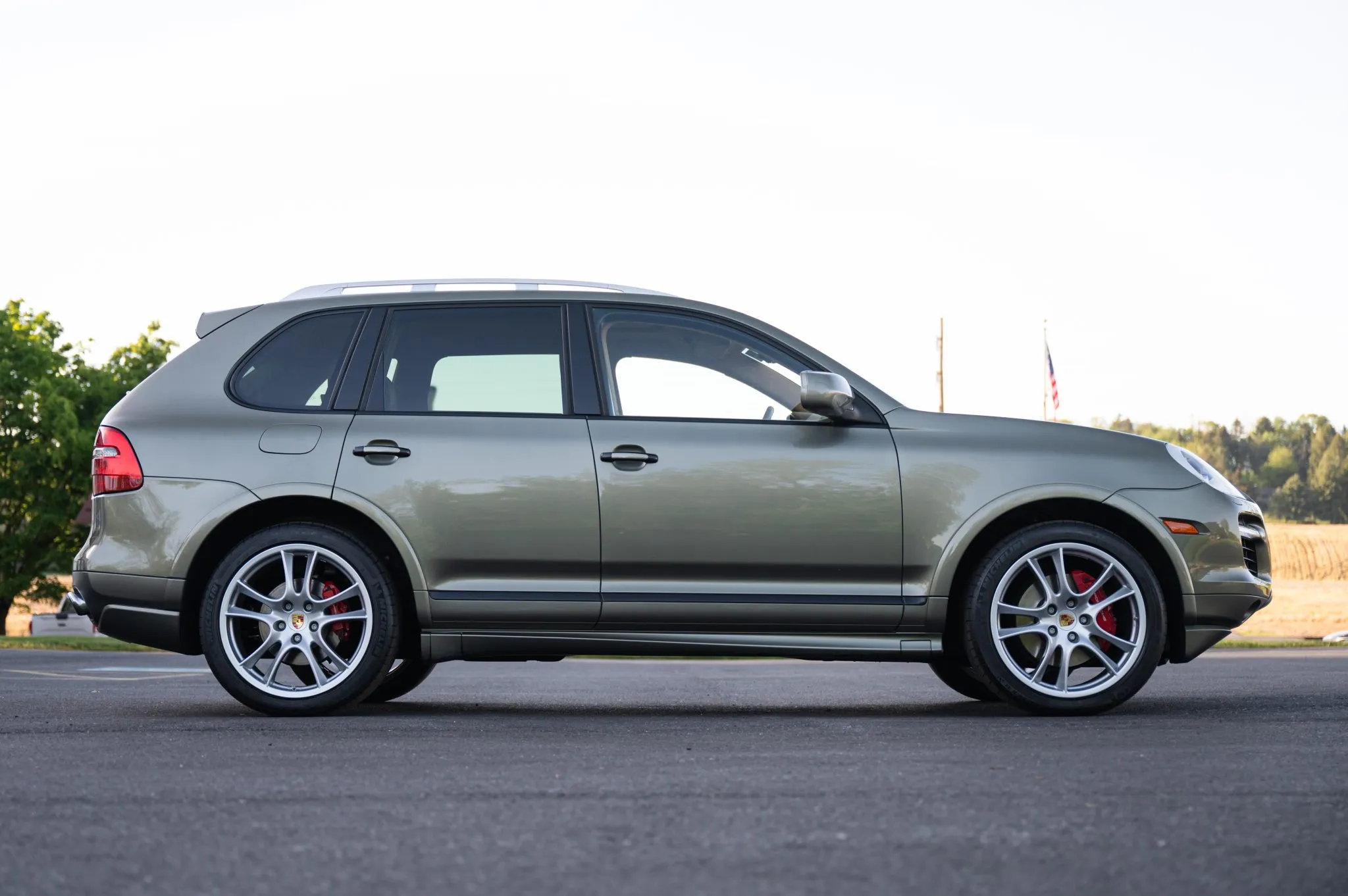 2009 Porsche Cayenne GTS in Olive Green Metallic