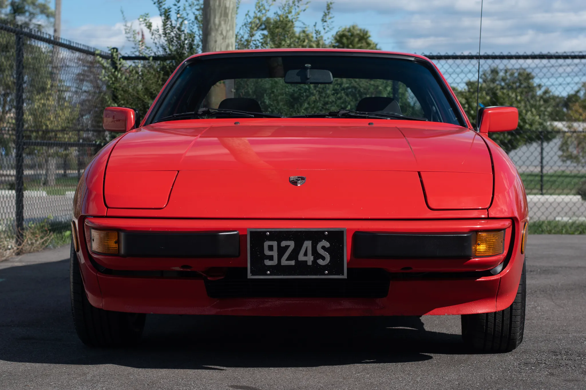 1987 Porsche 924S in Guards Red