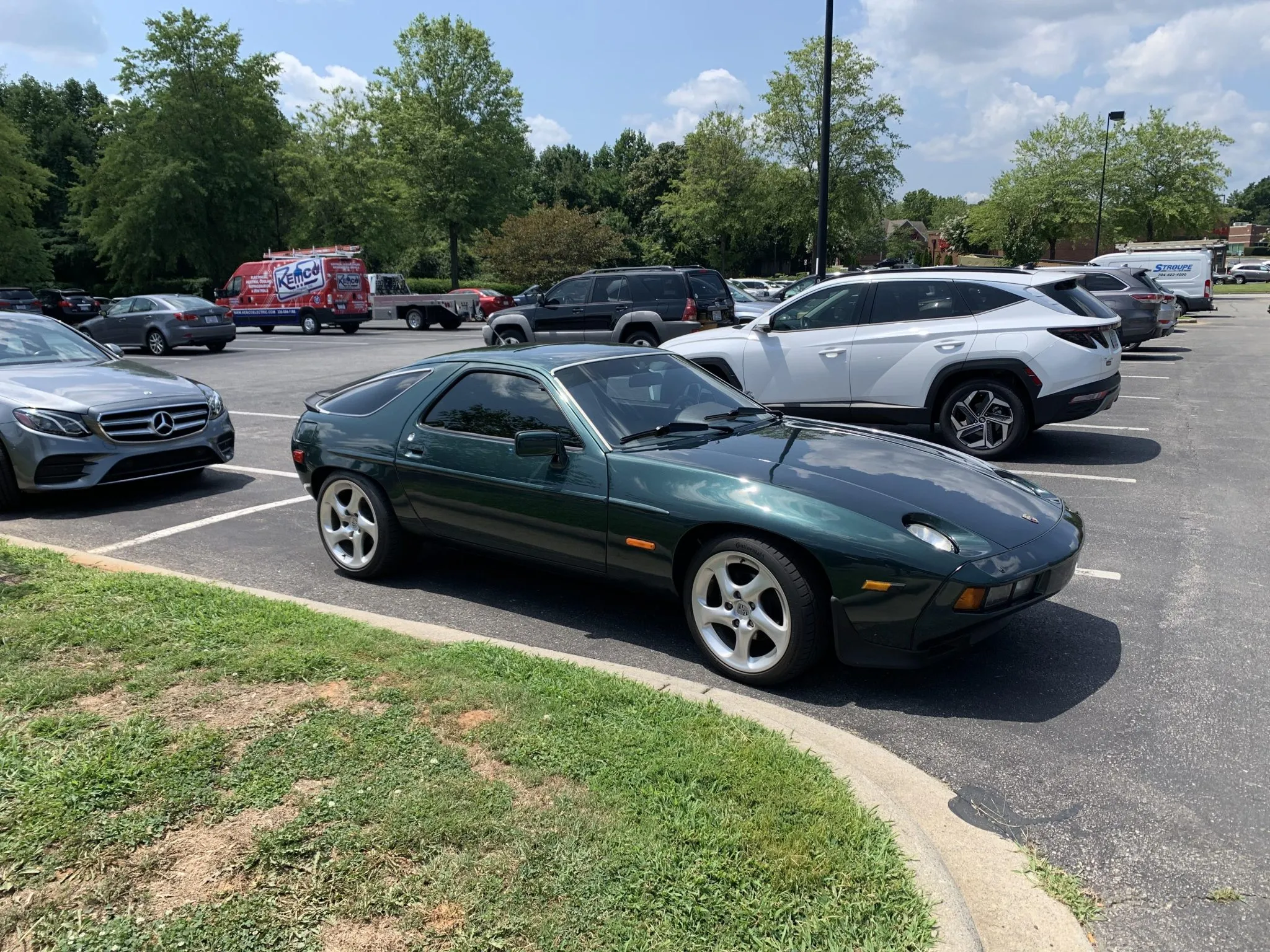 1982 Porsche 928S in Metallic Dark Green