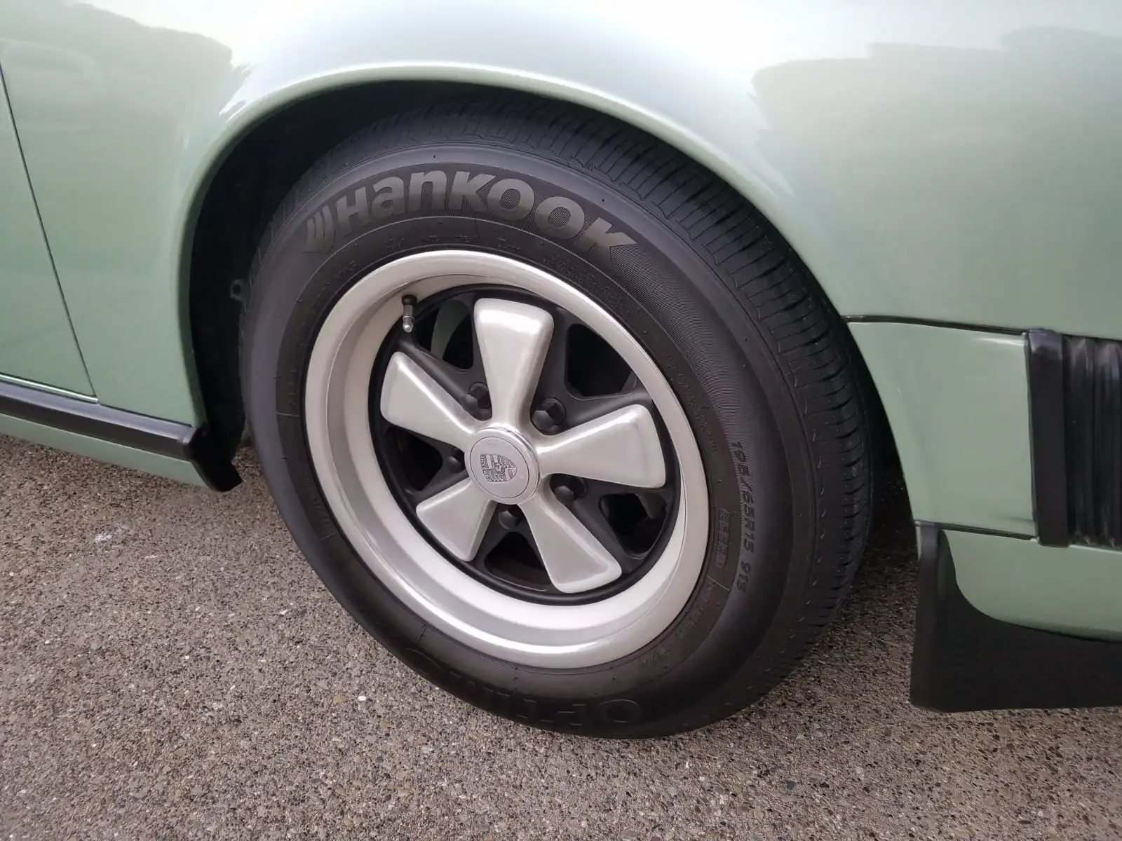 1977 Porsche 911S Targa Coupe in Ice Green Metallic