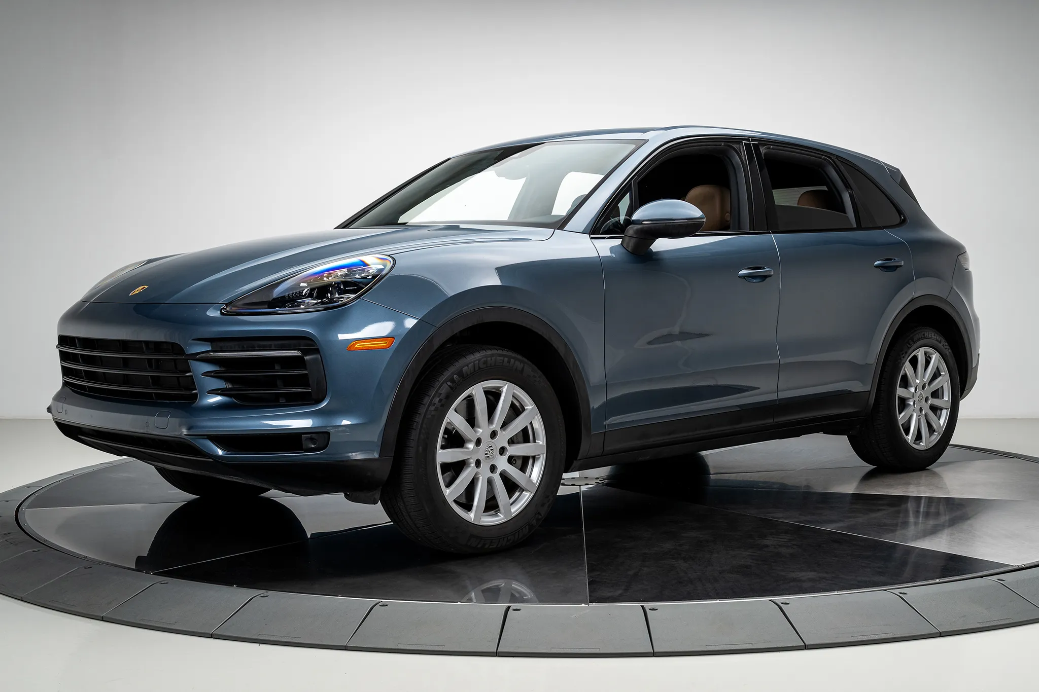 2019 Porsche Cayenne S in Biscay Blue Metallic