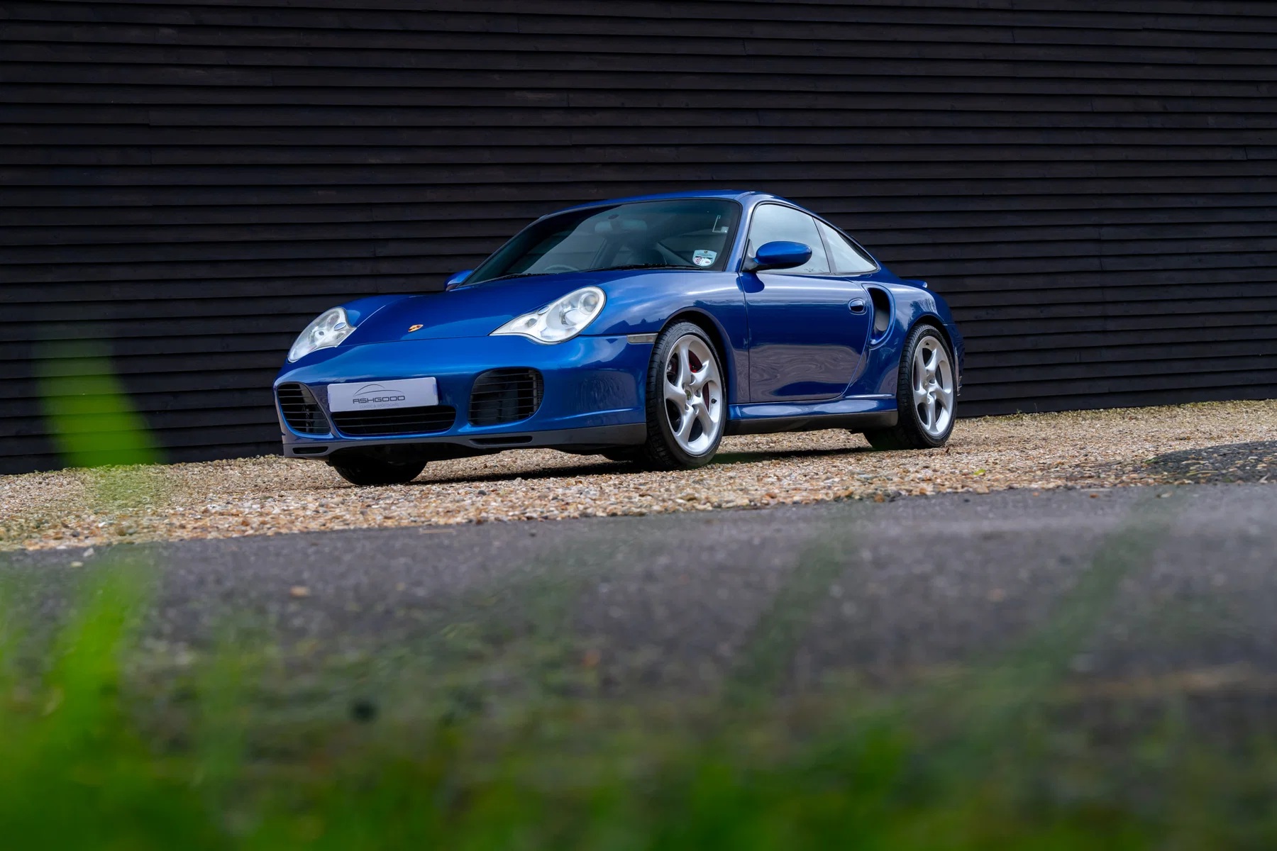 2002 Porsche 911 Turbo in Cobalt Blue Metallic