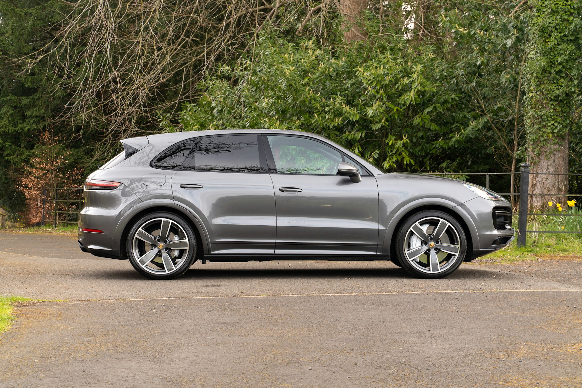 2019 Porsche Cayenne Turbo in Quartzite Grey Metallic