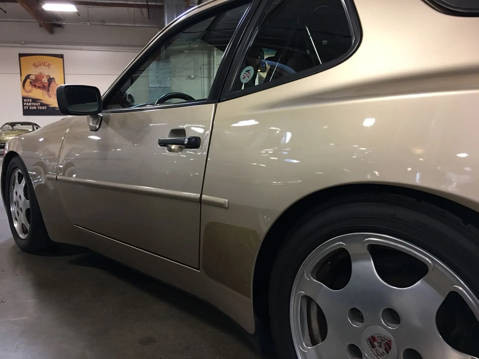1989 Porsche 944 Turbo in Bamboo Metallic