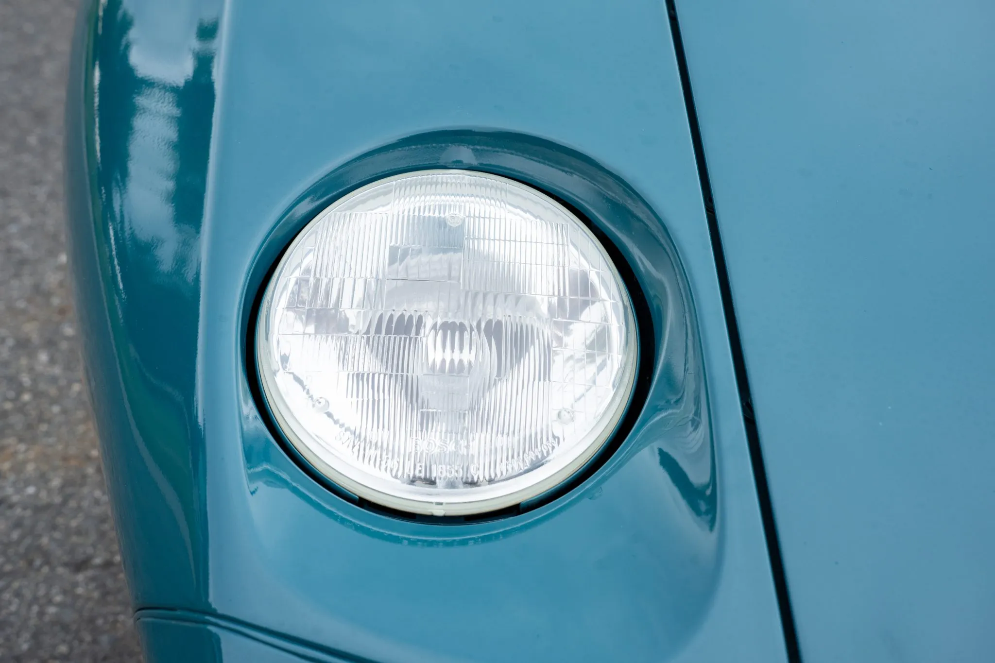 1989 Porsche 928 S4 Cabriolet Conversion in Murano Green